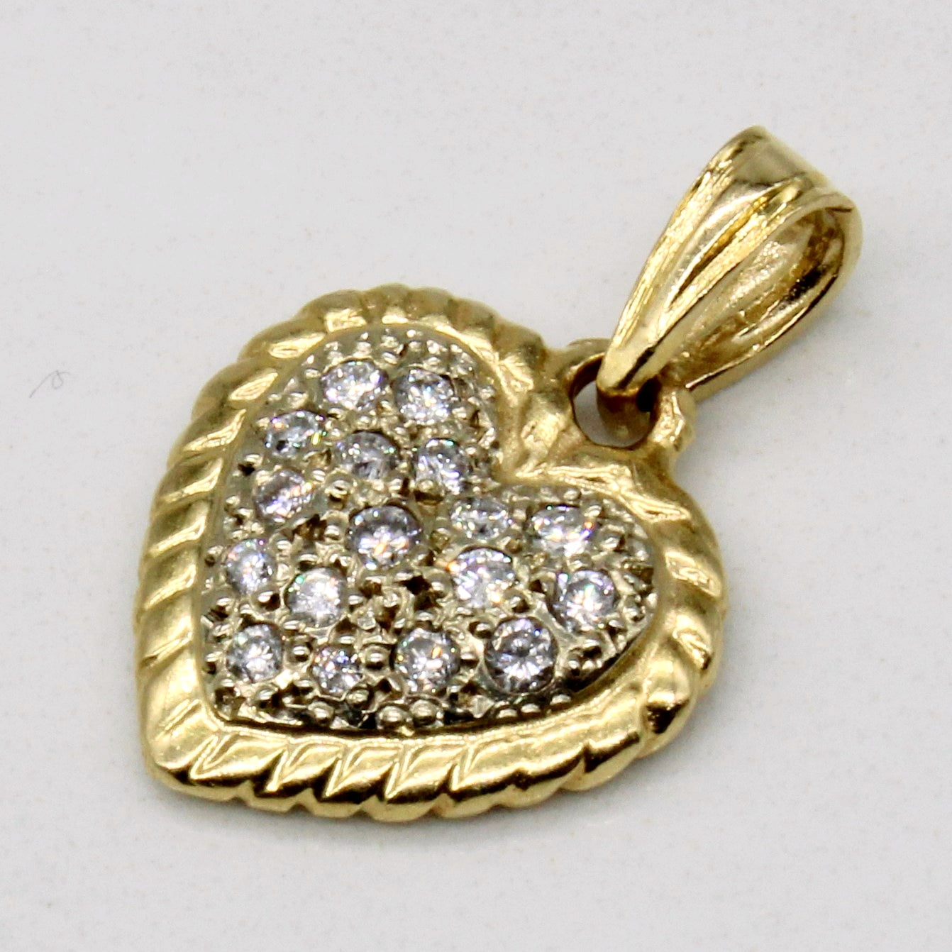 Diamond Pave Heart Pendant | 0.25ctw |