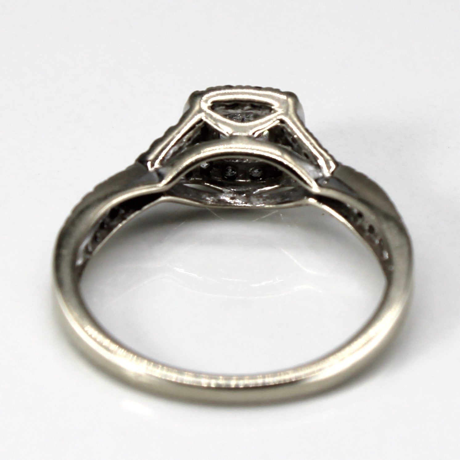 Halo Diamond 14k Ring | 0.46ctw | SZ 7.25 |