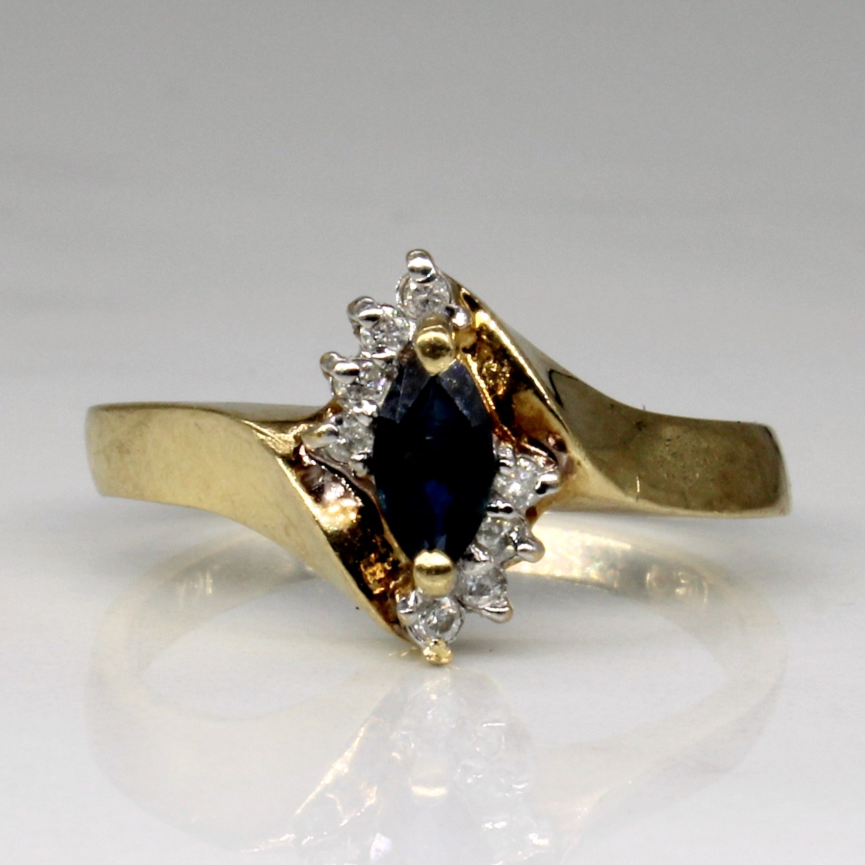 Sapphire & Diamond Ring | 0.25ct, 0.08ctw | SZ 6.5 |