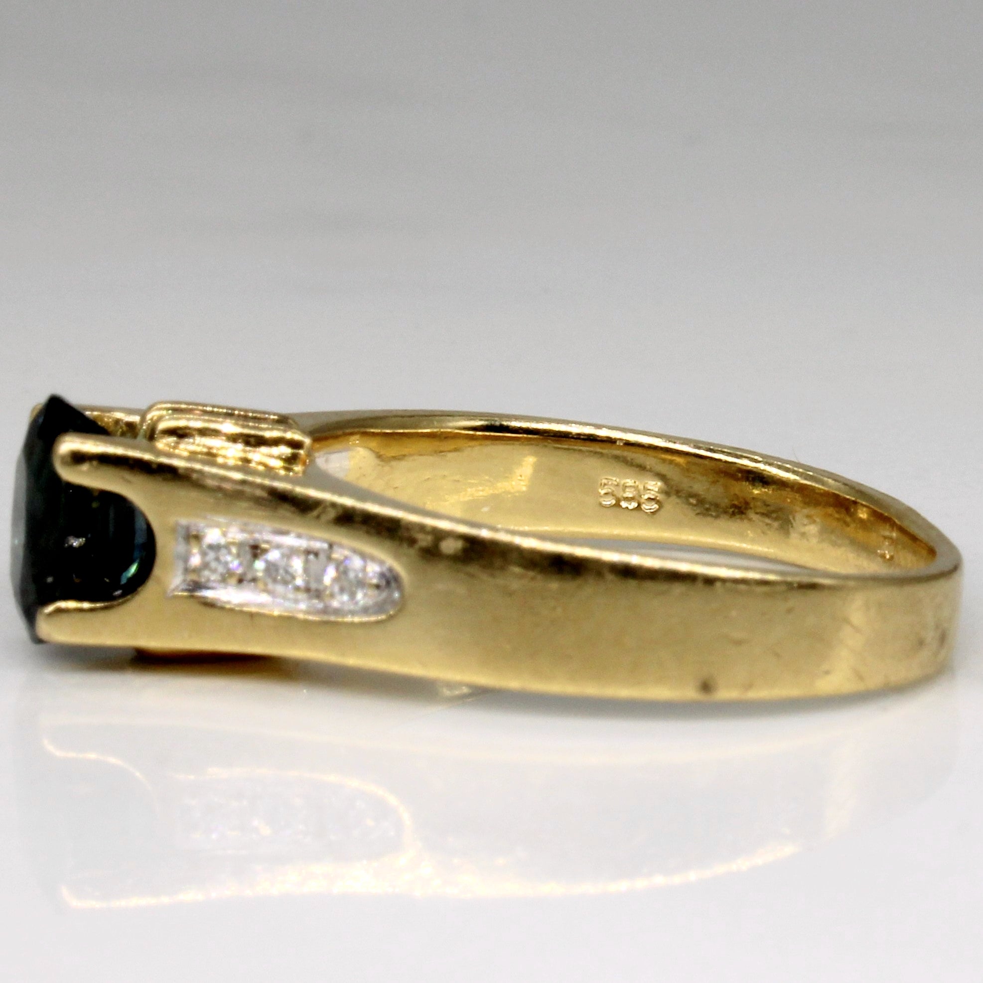 Sapphire & Diamond Ring | 0.85ct, 0.04ctw | SZ 6.5 |