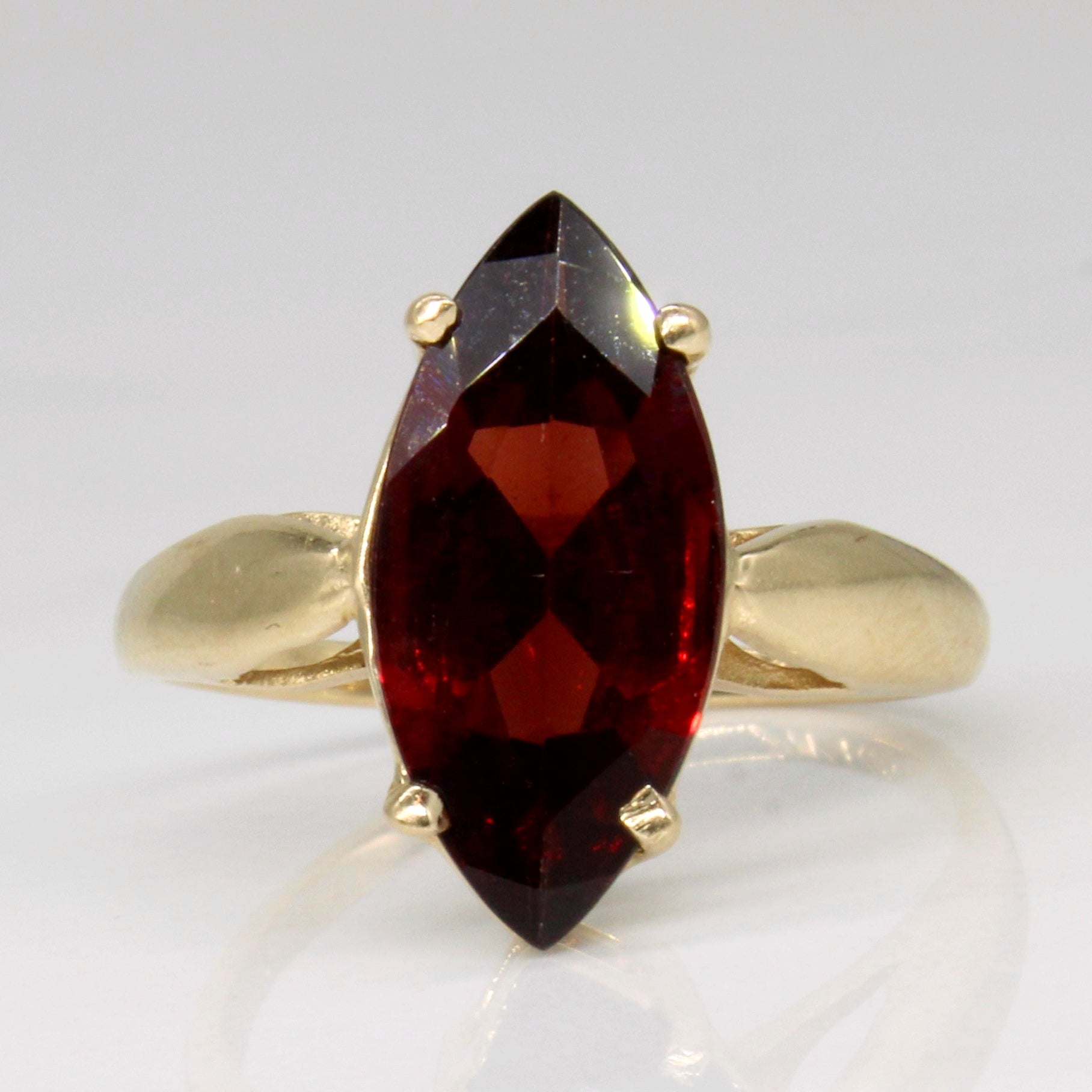Bague cocktail en grenat | 2,55 ct | Taille 6 | 
