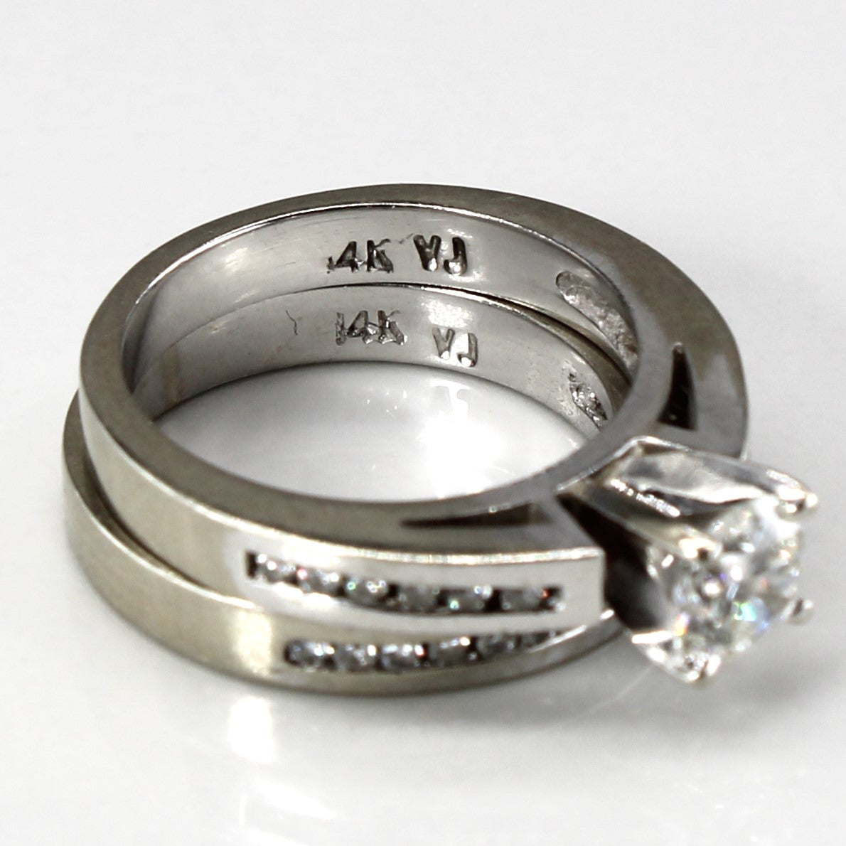 Bague de fiançailles solitaire en or 14 carats avec diamants d'accent | 0,79 ct | Taille 4 |