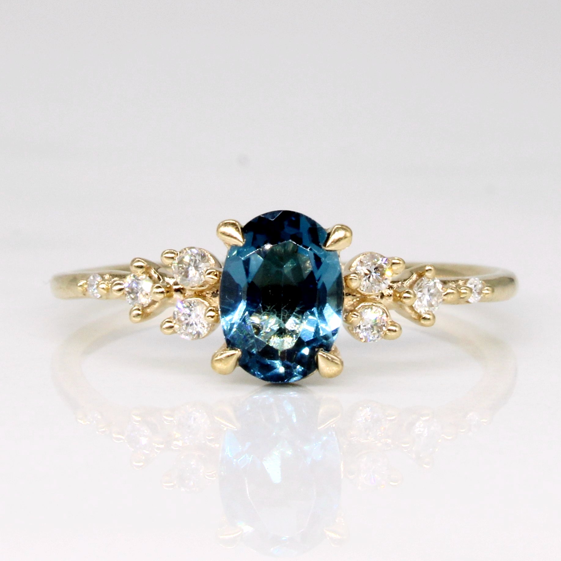 'Michael Hill' Topaz & Diamond Ring | 0.70ct, 0.12ctw | SZ 7 |