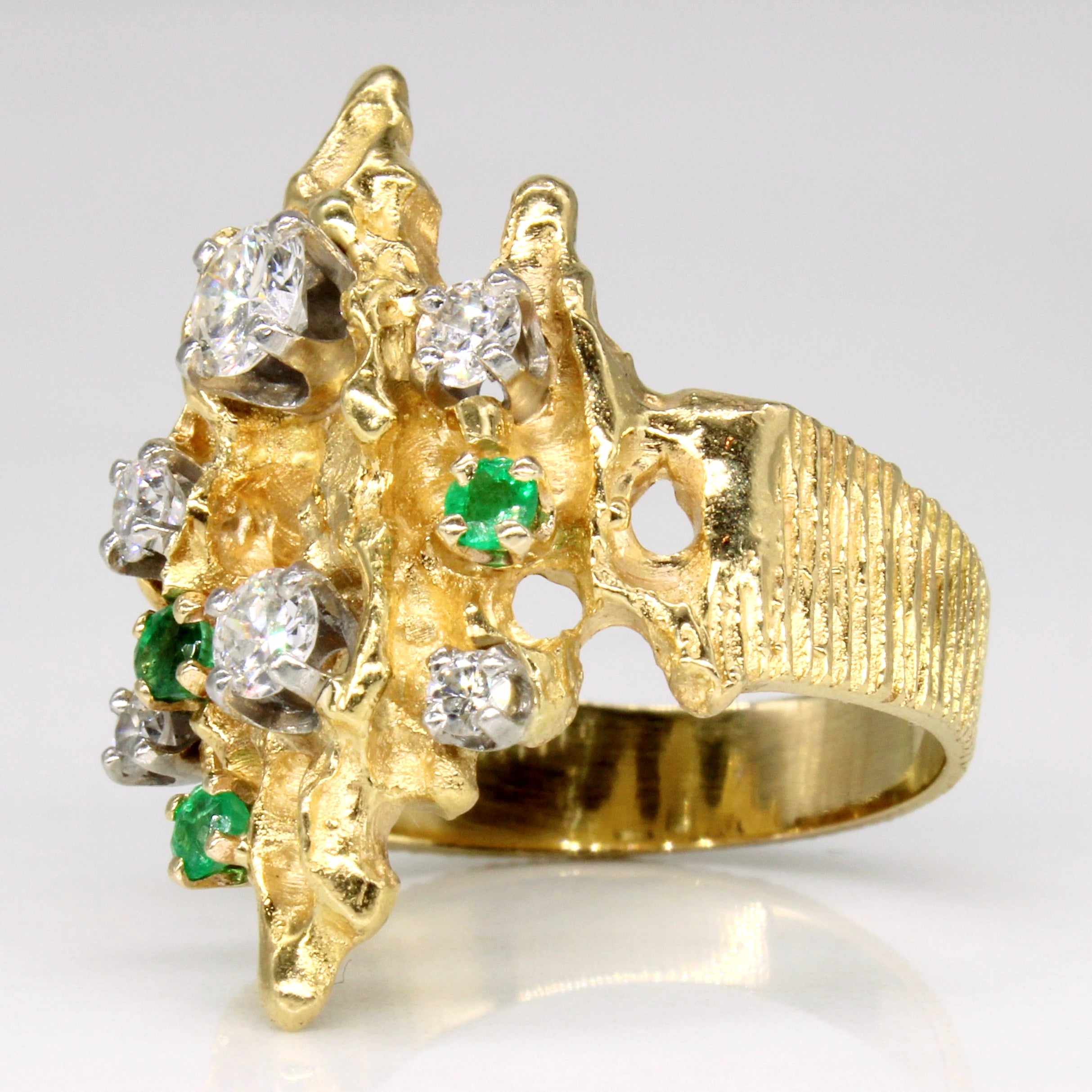 Diamond & Emerald Abstract Ring | 0.63ctw | SZ 7.25 |