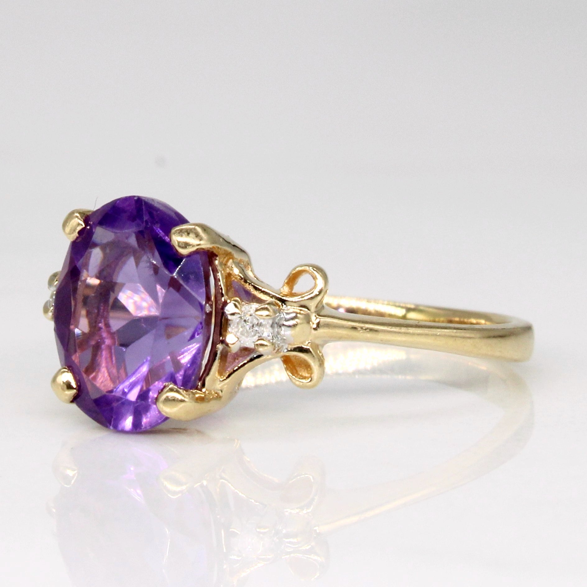 Amethyst & Diamond Cocktail Ring | 1.80ct, 0.03ctw | SZ 5.5 |