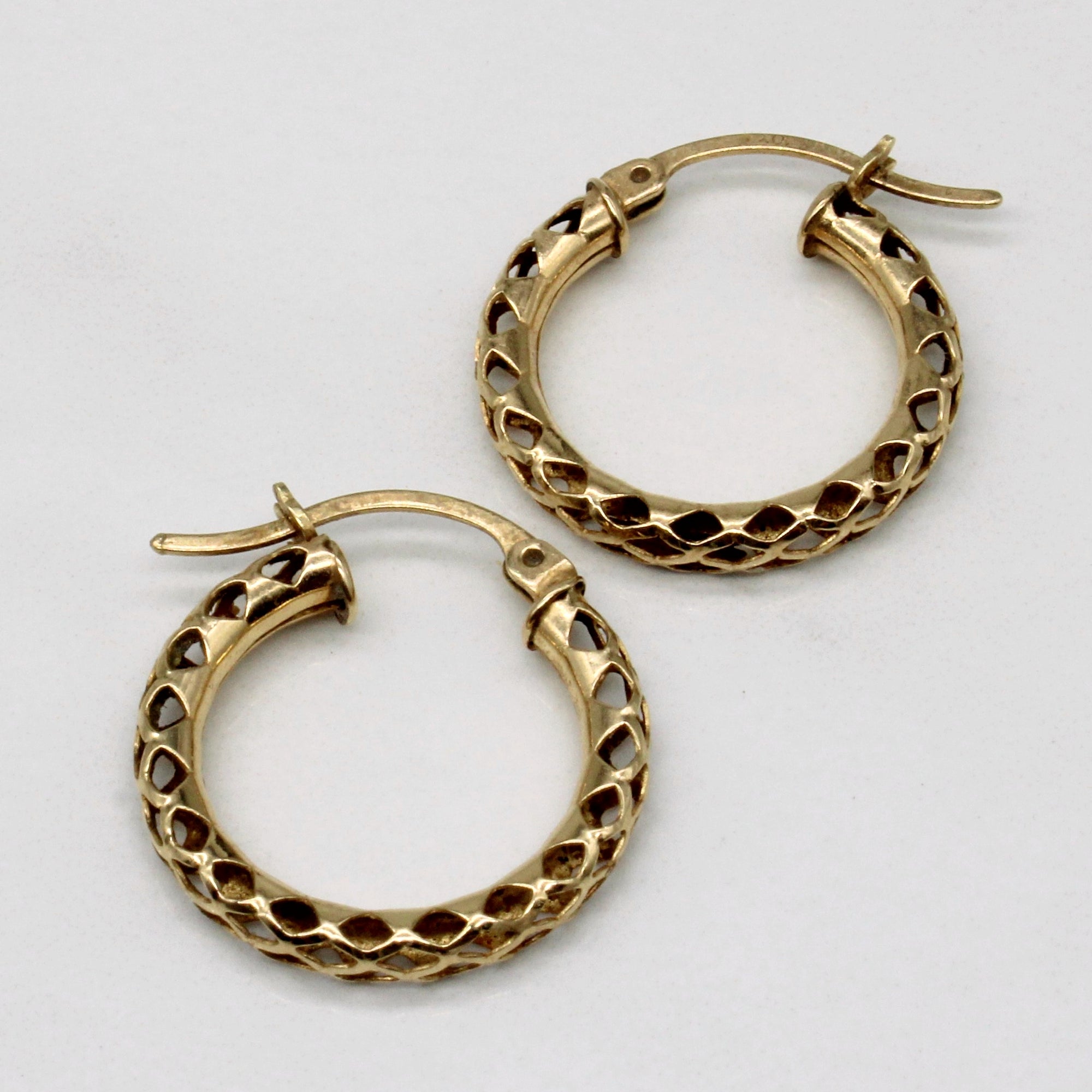 10k Yellow Gold Lattice Hoop Earrings