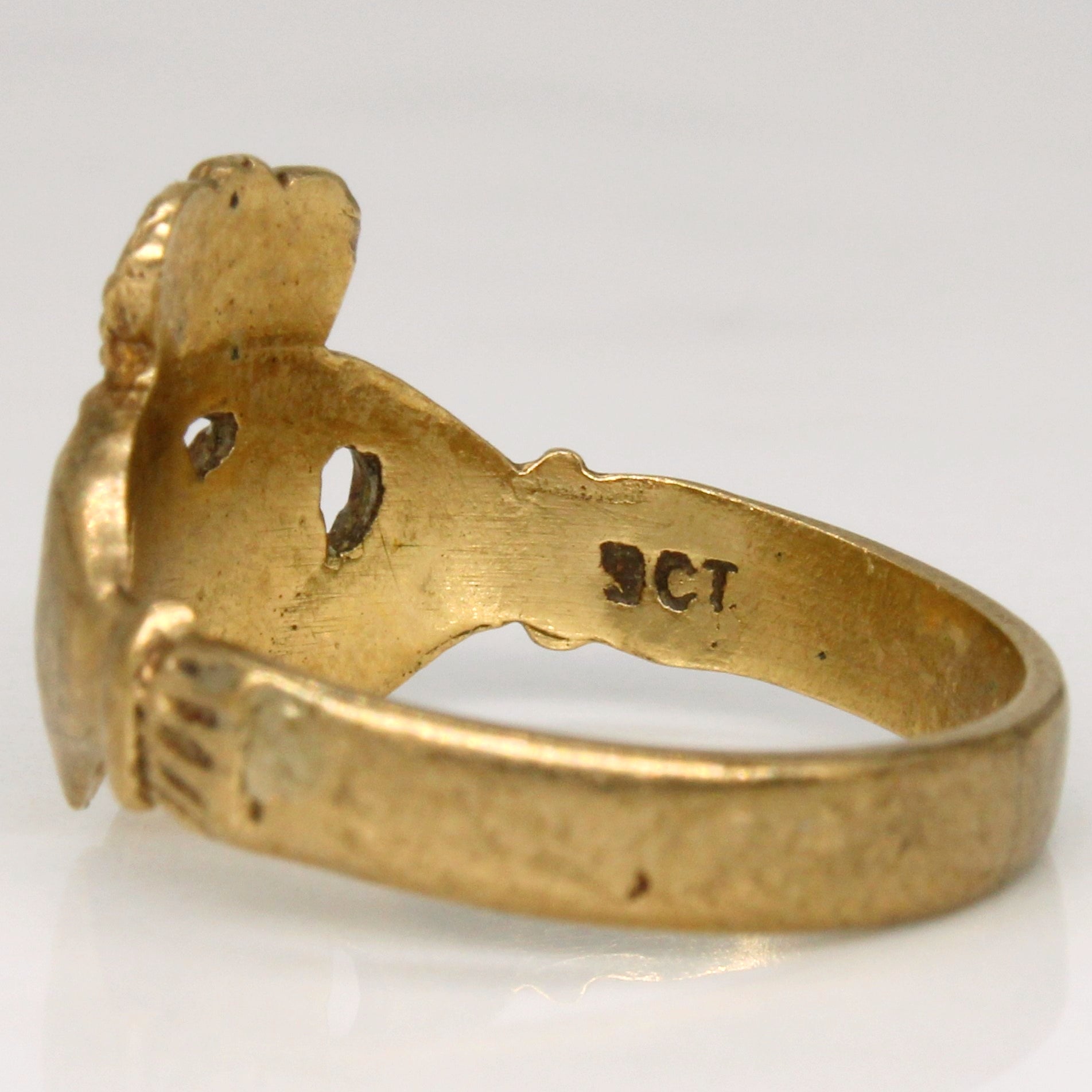 9k Yellow Gold Claddagh Ring | SZ 6 |