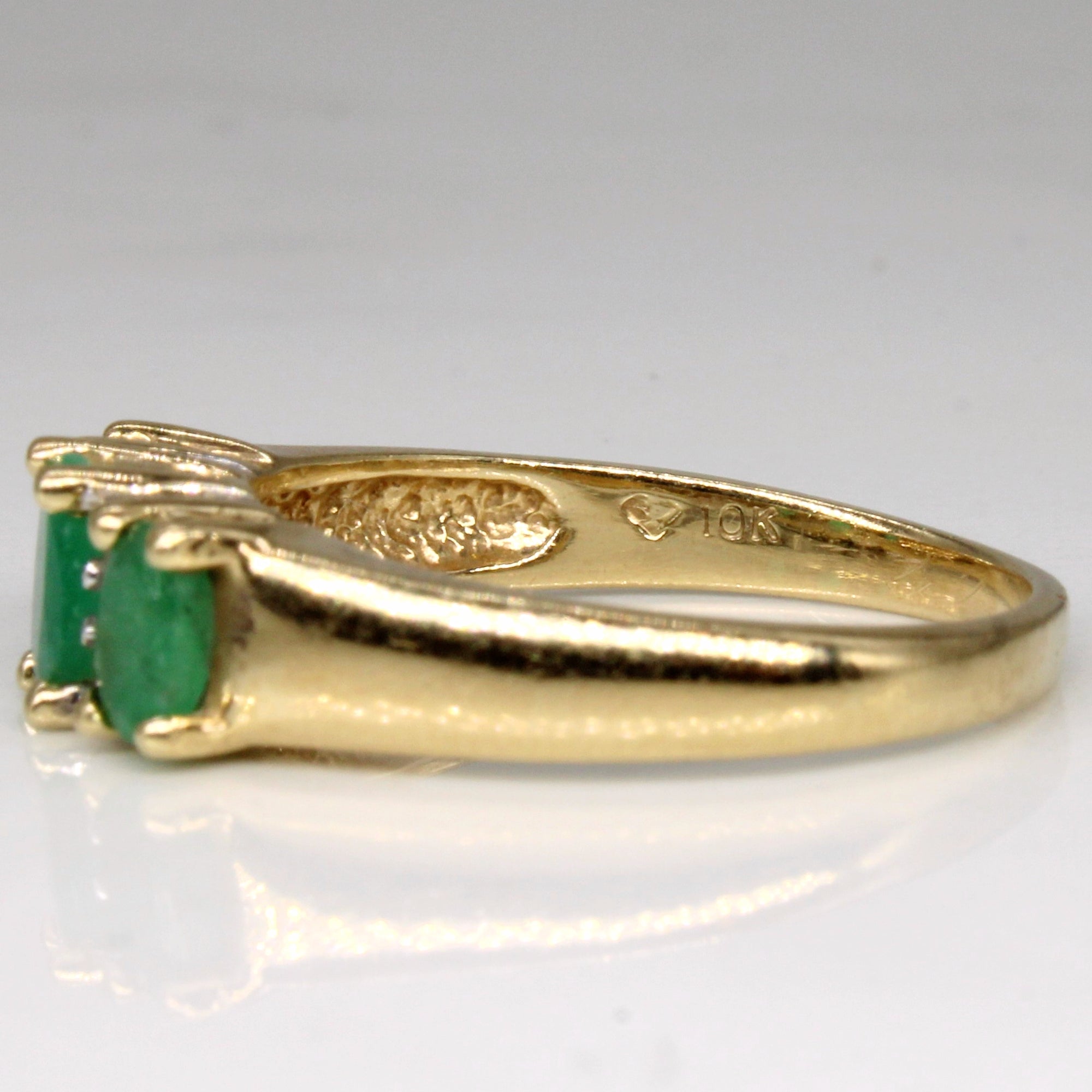 Emerald & Diamond Ring | 0.70ctw, 0.09ctw | SZ 7.75 |