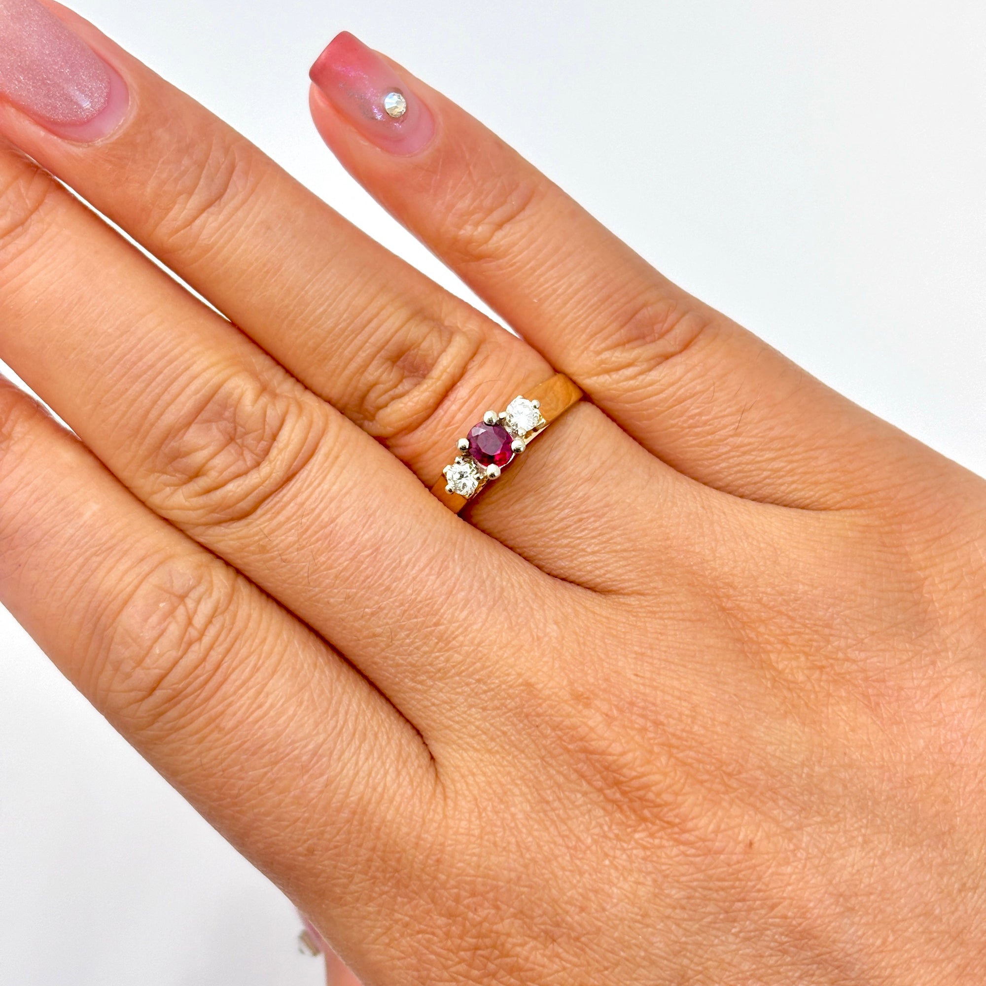 14k Yellow Gold Ruby & Diamond Ring | 0.22ct, 0.20ctw | SZ 7