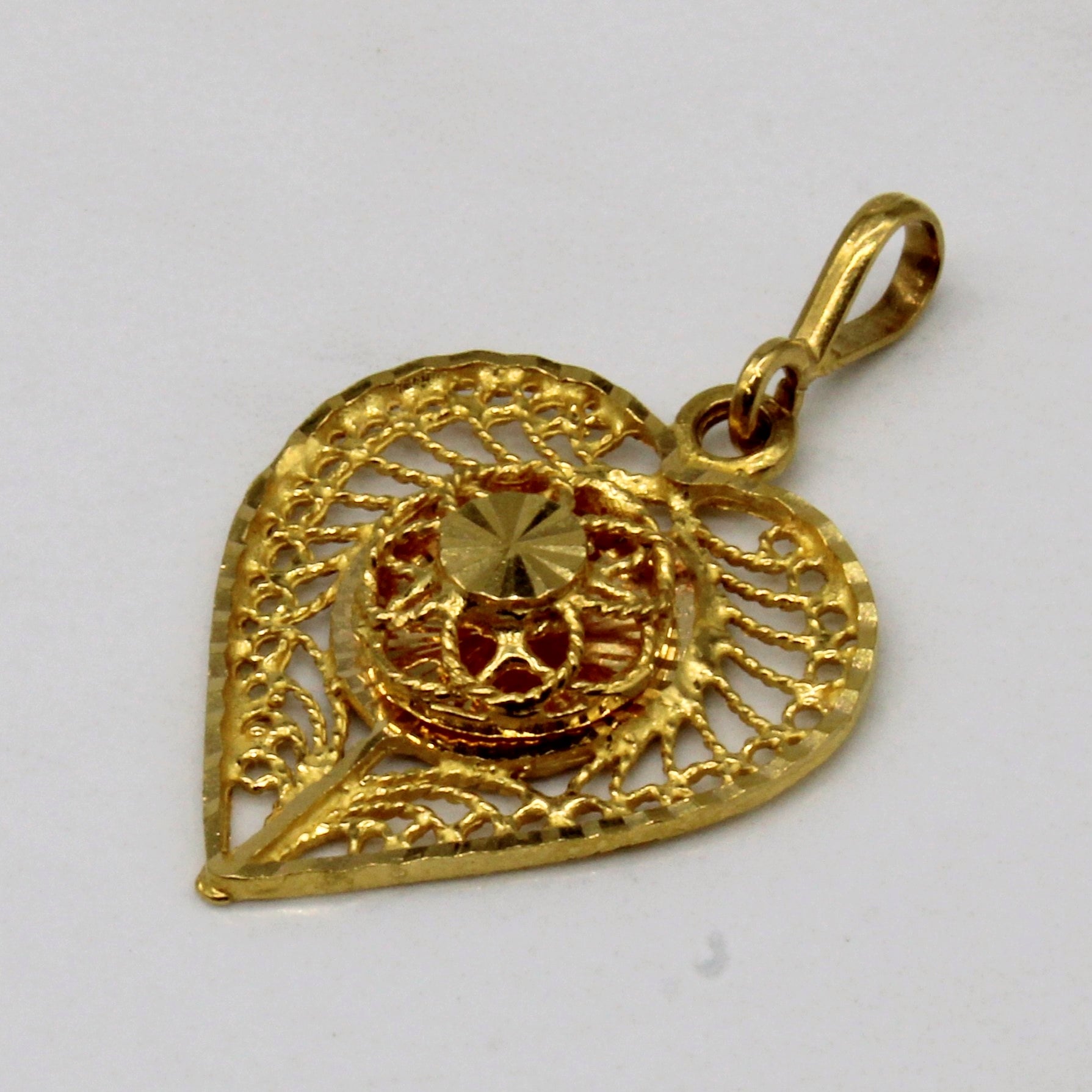 22k Yellow Gold Heart Pendant