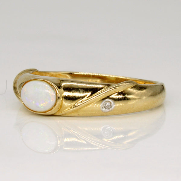 Opal & Diamond Ring | 0.25ct, 0.01ctw | SZ 7 |