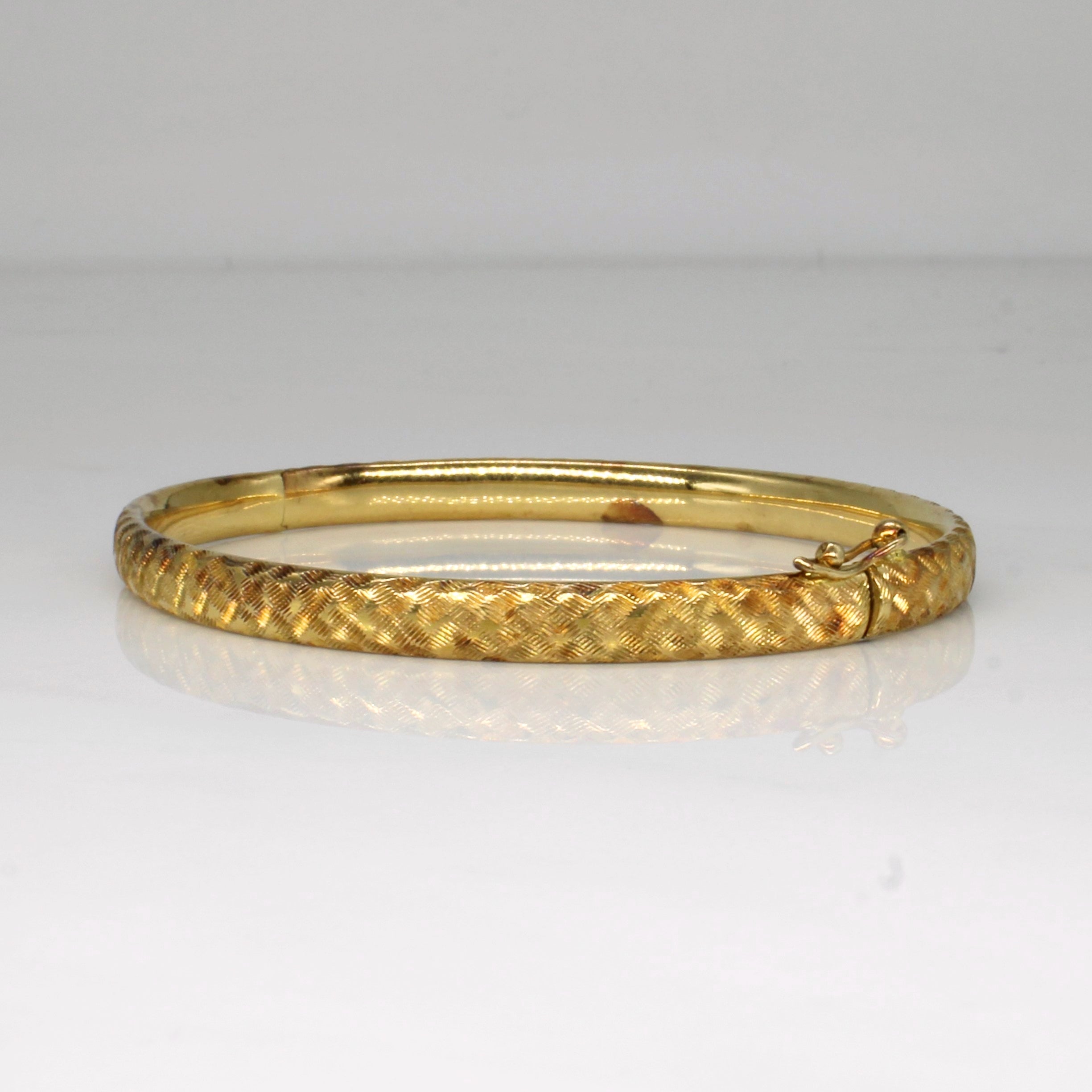 14k Yellow Gold Textured Bangle Bracelet | 7" |