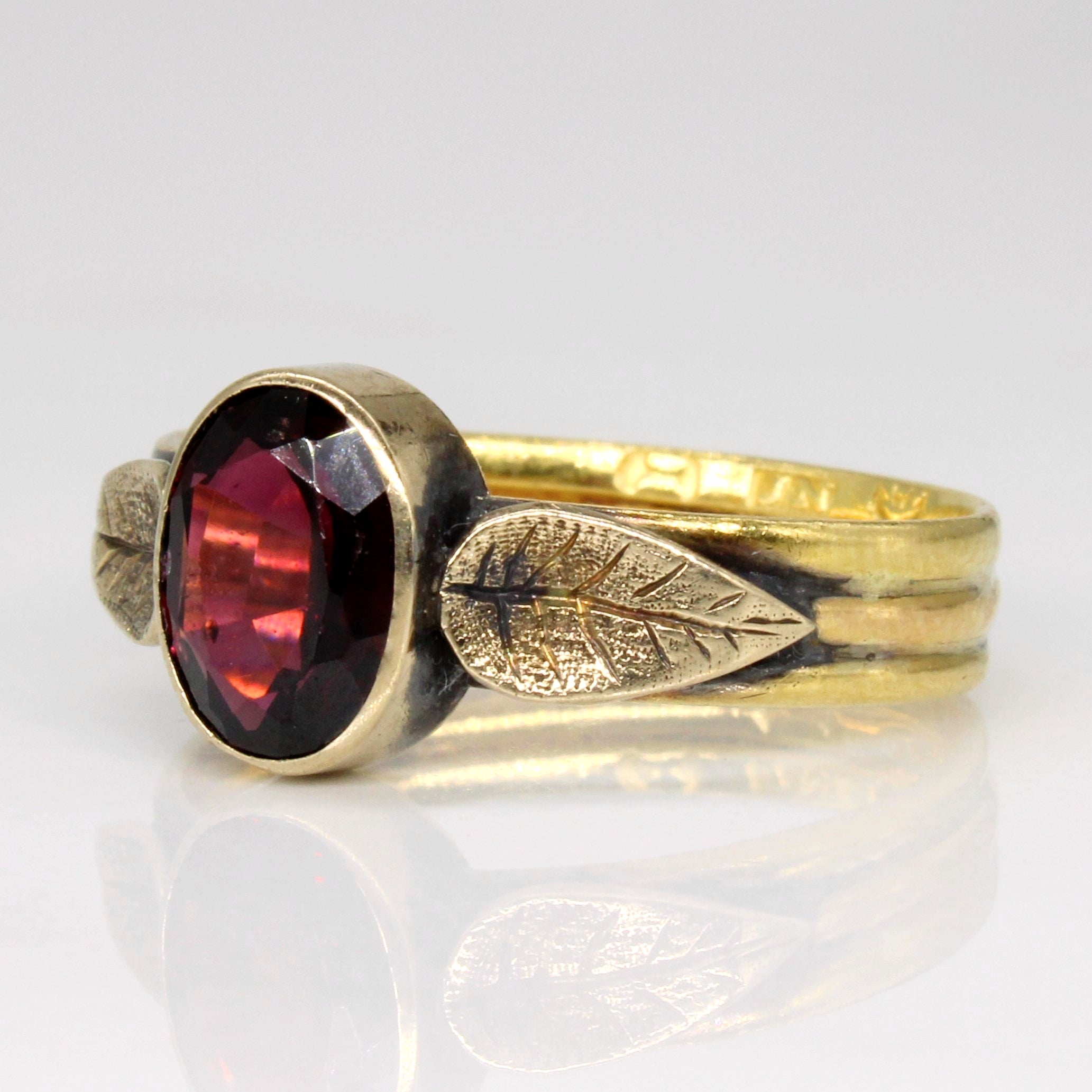 Bague vintage en grenat en forme de feuille | 1,30 ct | Taille 8 | 