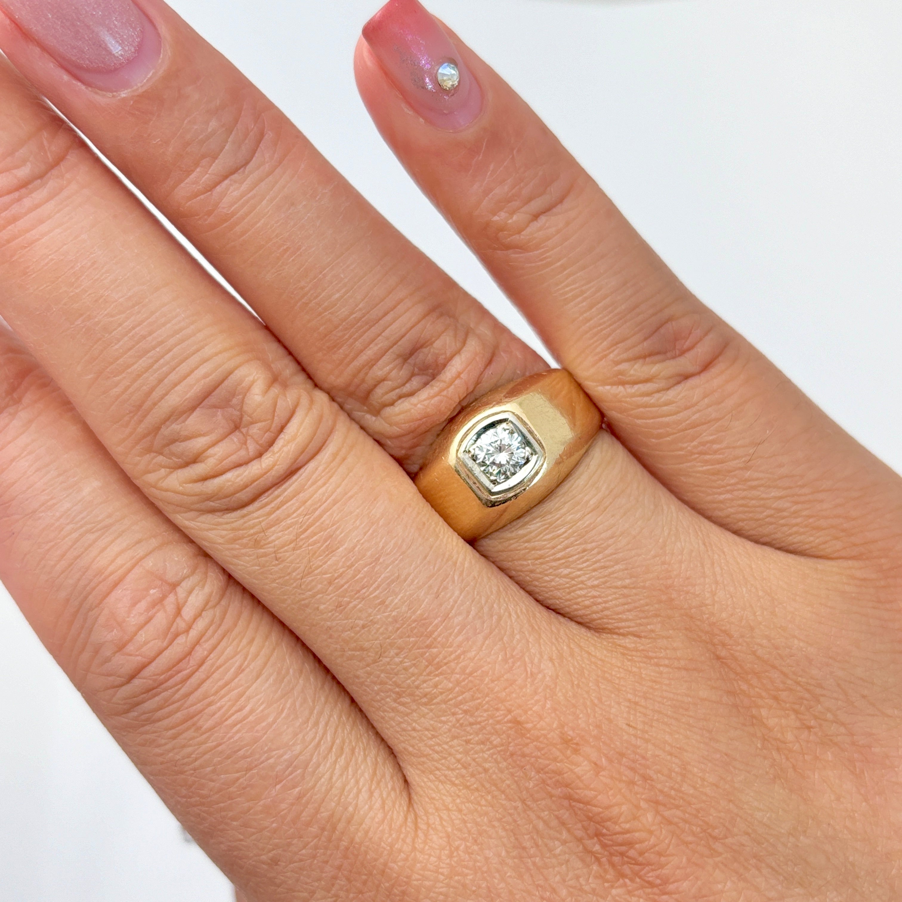 Bague en or jaune et blanc 10 carats sertie d'un diamant de 0,36 ct | Taille 7 