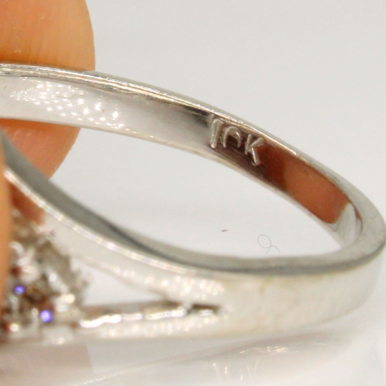 Sapphire & Diamond Cocktail Ring | 1.00ct, 0.06ctw | SZ 6.75 |