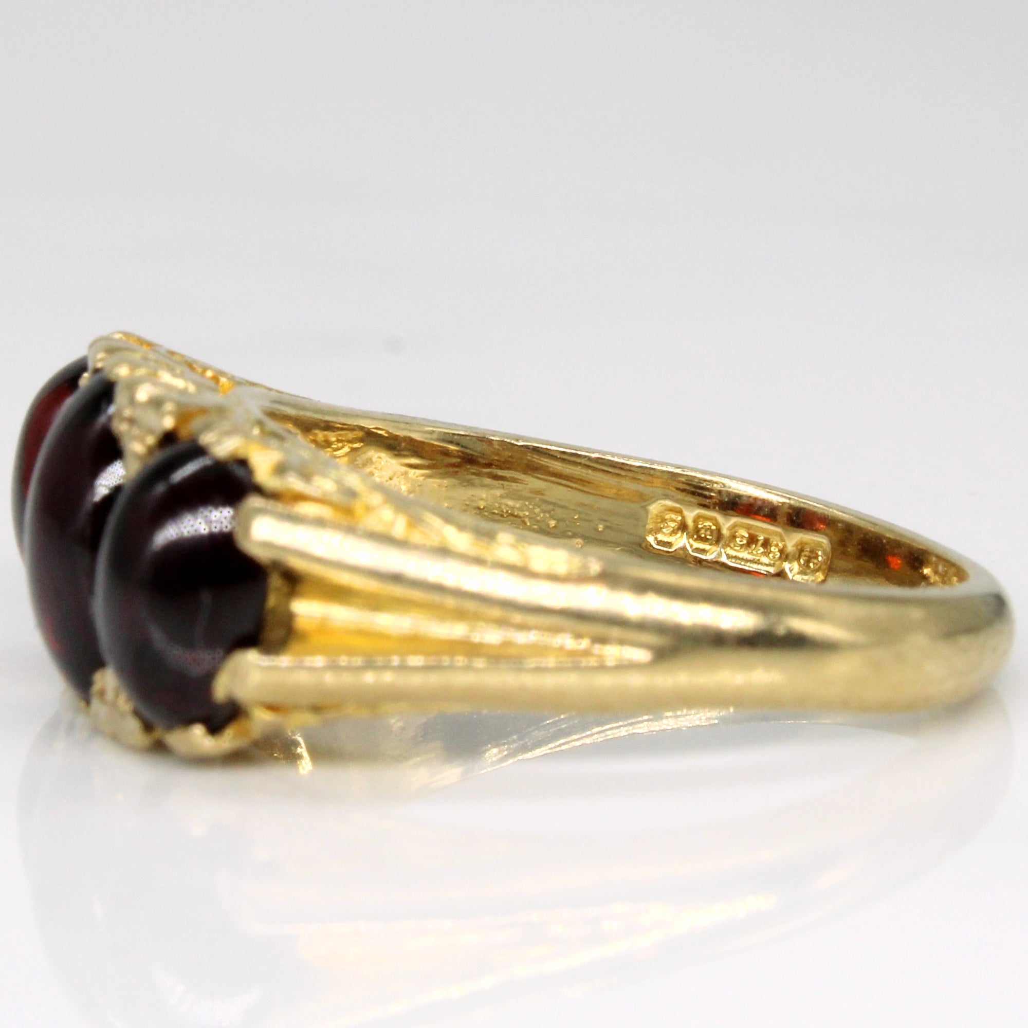 1976 London Garnet Cocktail Ring | 3.50ctw | SZ 6.75 |