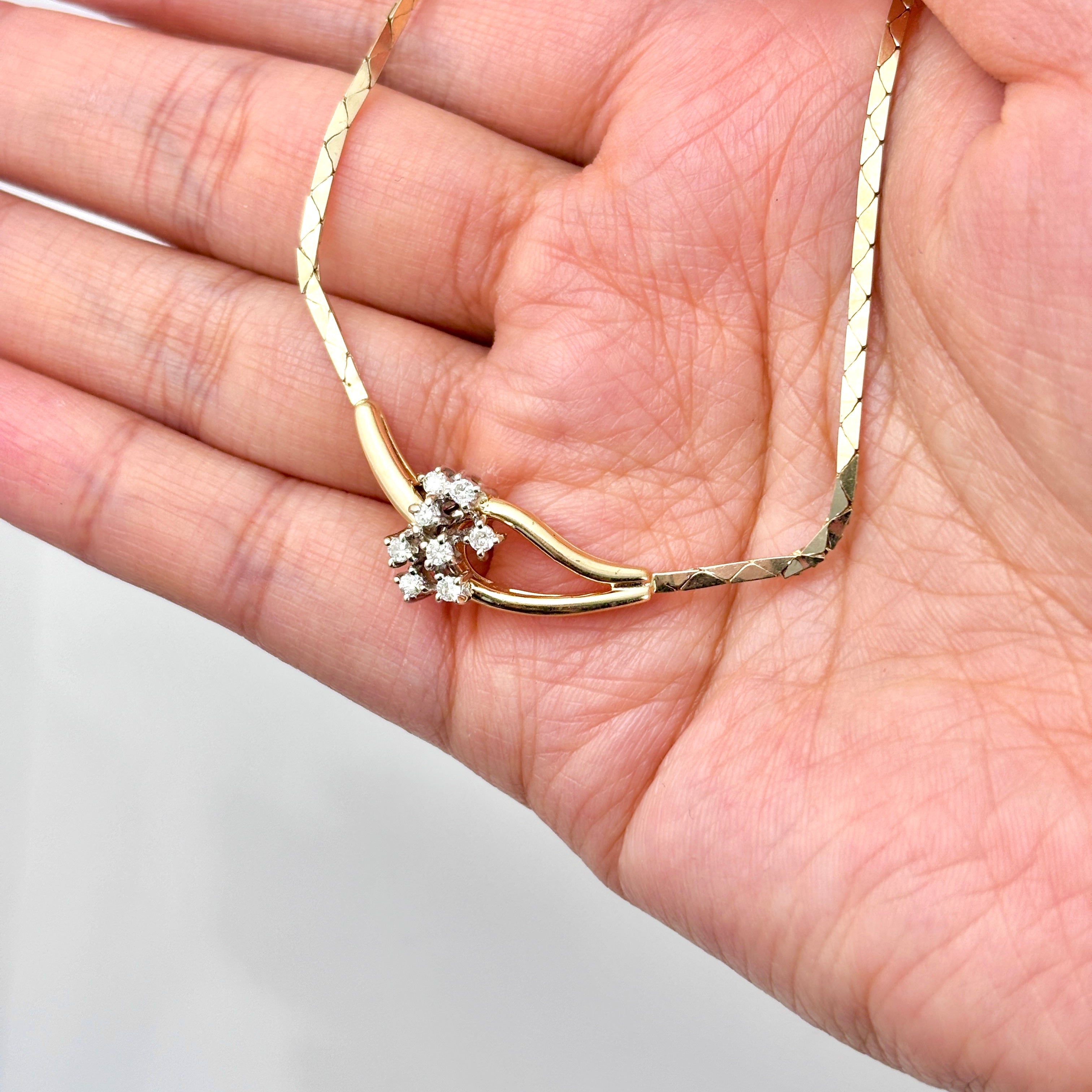 14k Yellow Gold Diamond Necklace | 0.23ctw | 16"
