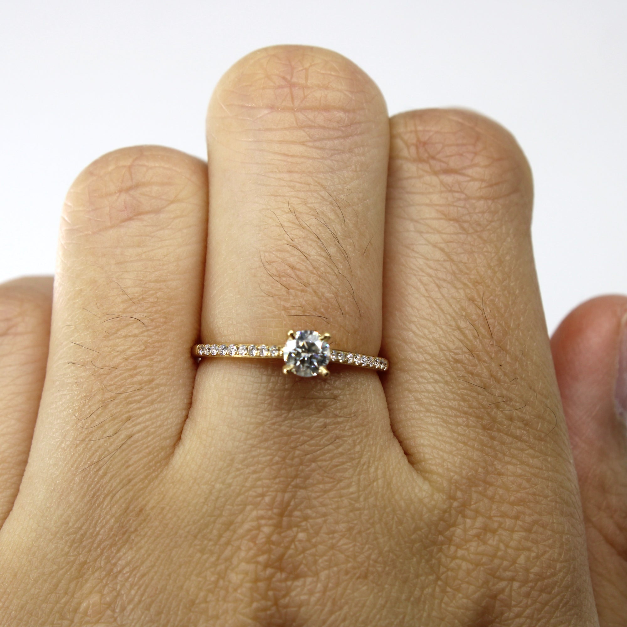 Solitaire with Accents Diamond Ring | 0.39ctw | SZ 6.5 |