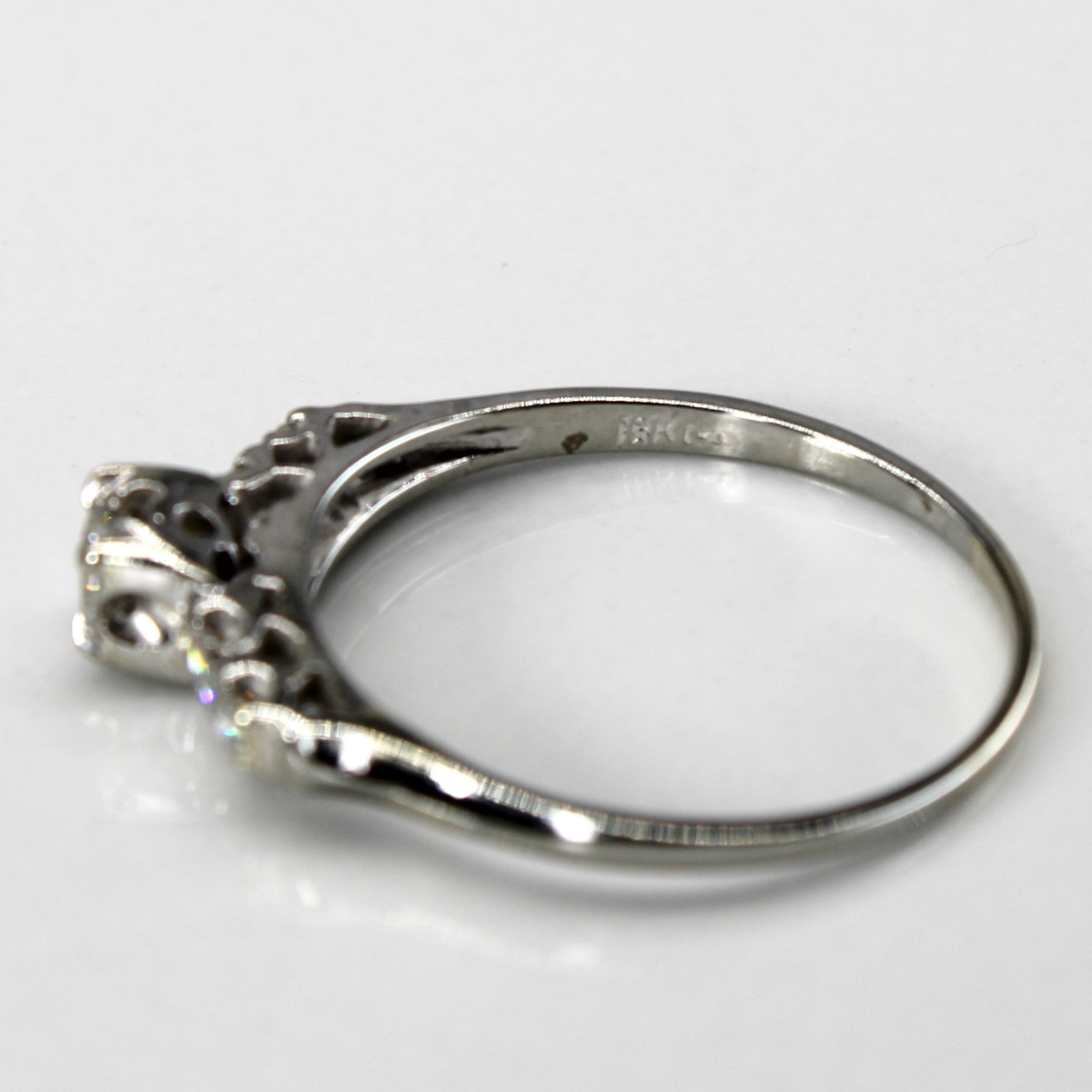 Solitaire with Accents Diamond Ring | 0.31ctw | SZ 7.25 |