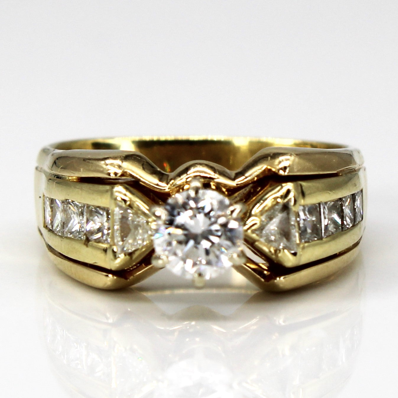 Solitaire with Accents Diamond Ring | 1.00ctw | SZ 6 |