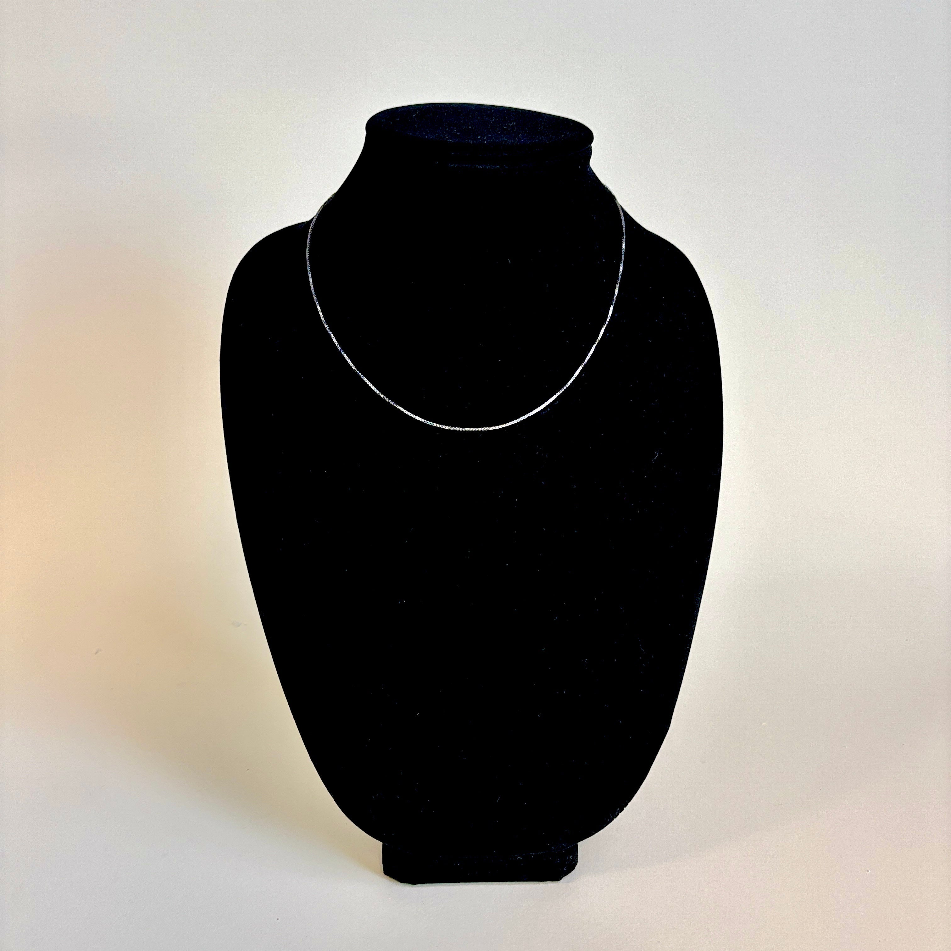 14k White Gold Box Link Chain | 18"