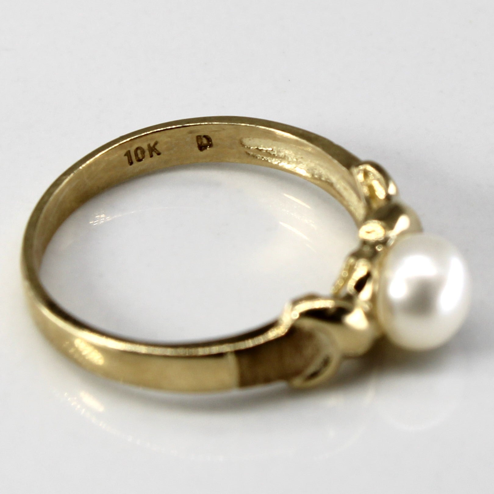 Pearl Crossover Gold Ring | SZ 5.25 |