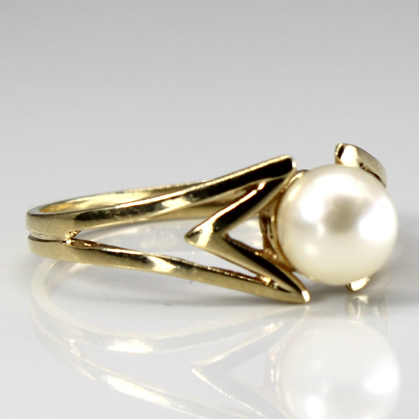 Offset Pearl Gold Ring | SZ 7 |