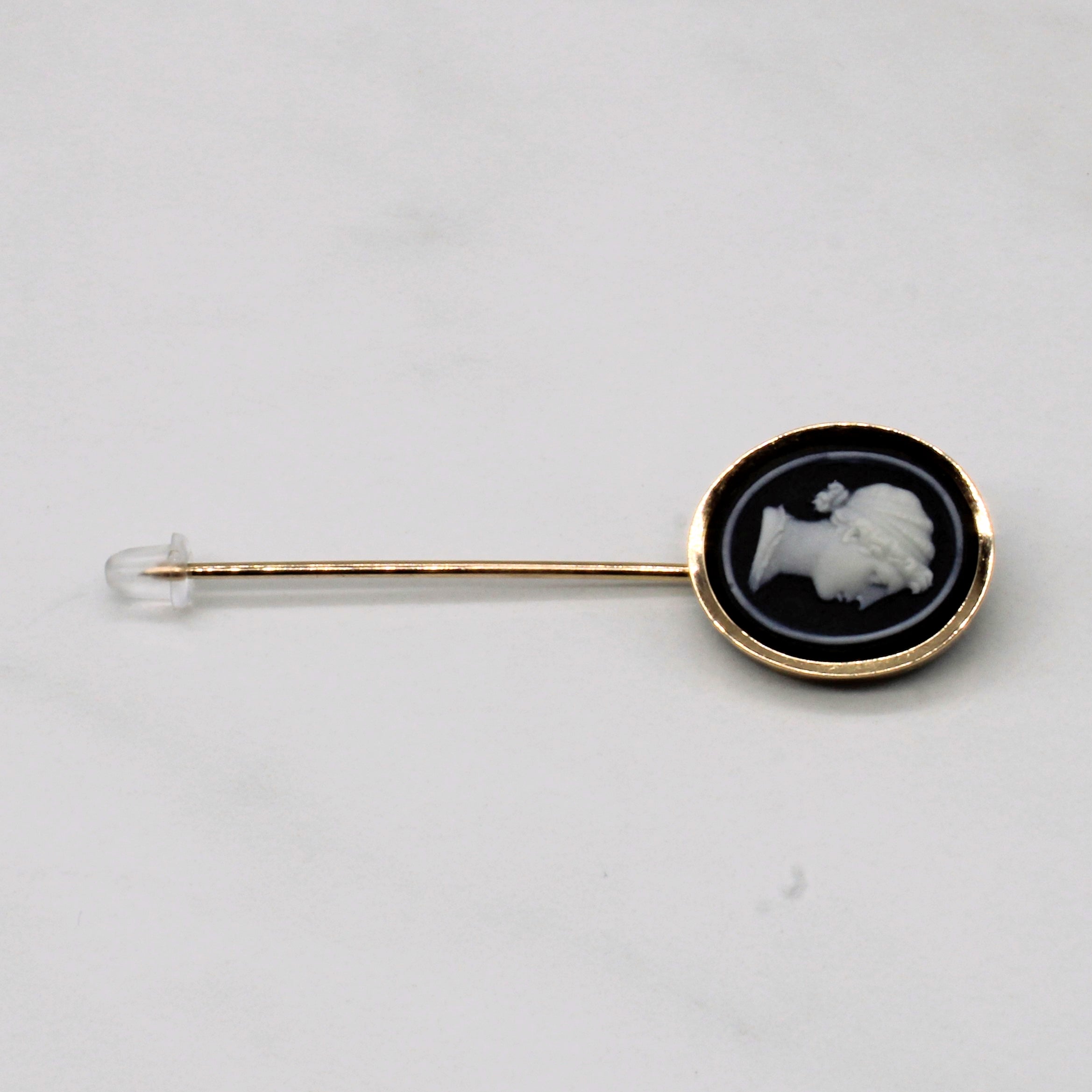 Porcelain Cameo Pin | 6.50ct |