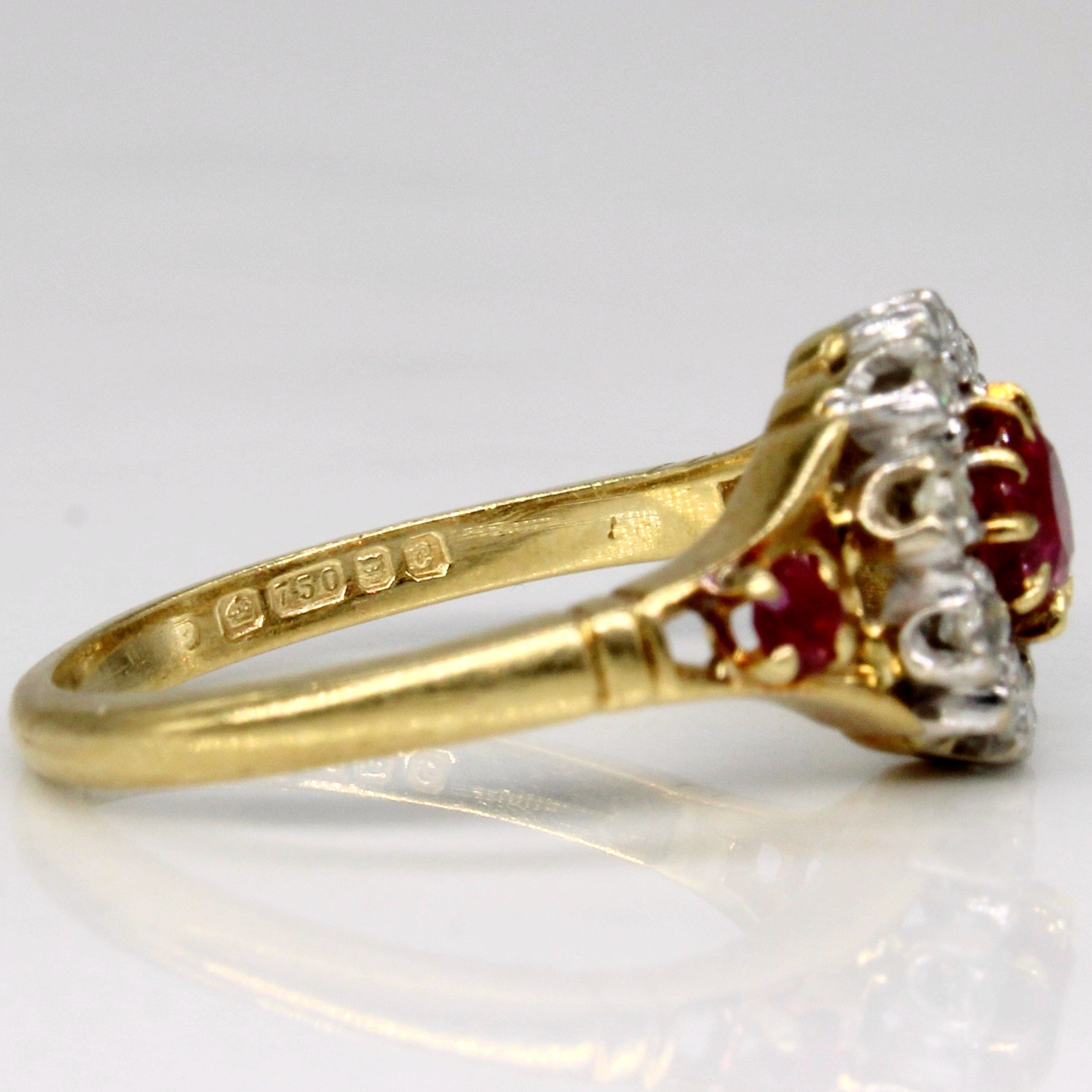 Bague rubis et diamants | 0,44 ct, 0,10 ct | Taille 5,25 | 
