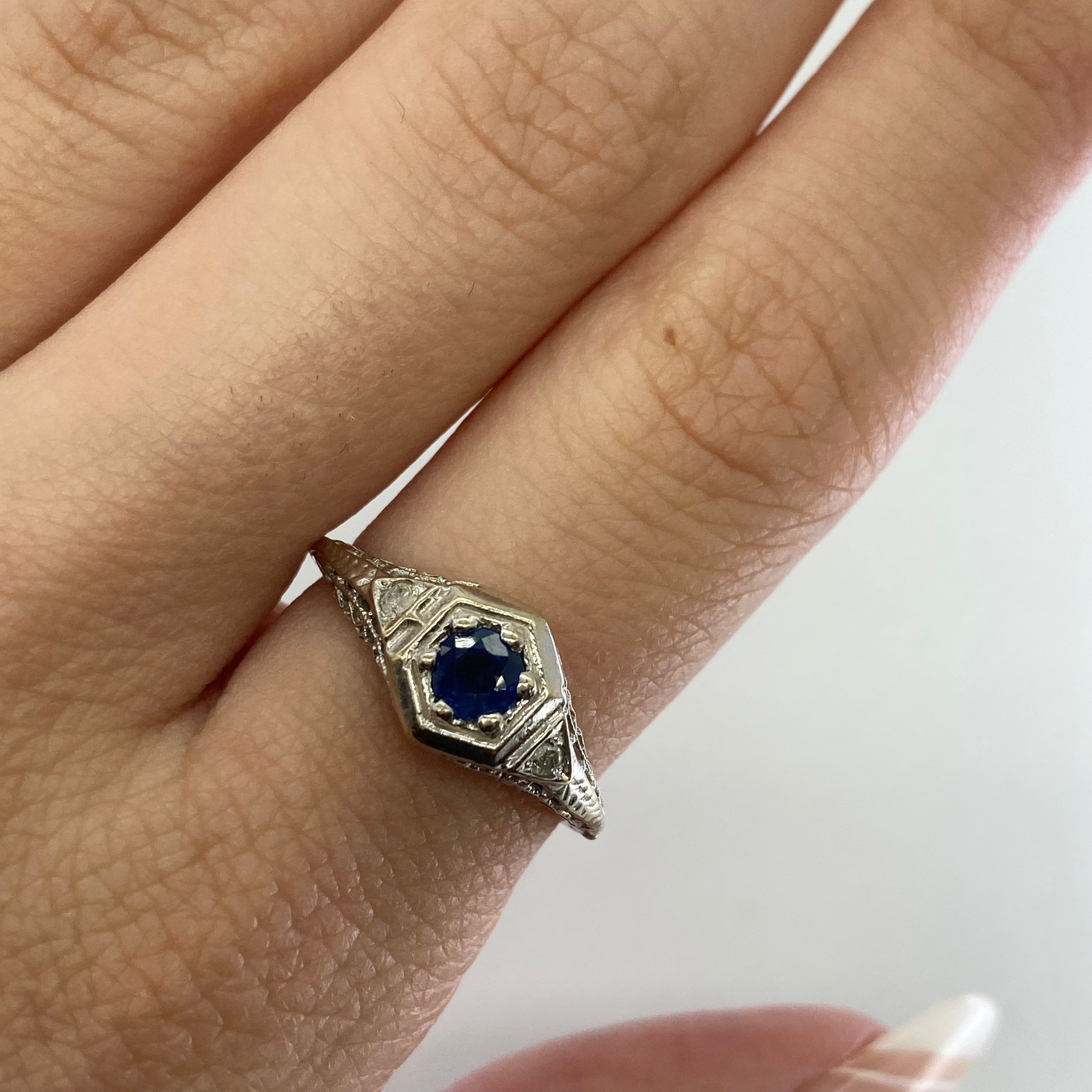 Art Deco Era Sapphire & Diamond Ring | 0.28ct, 0.04ctw | SZ 6 |