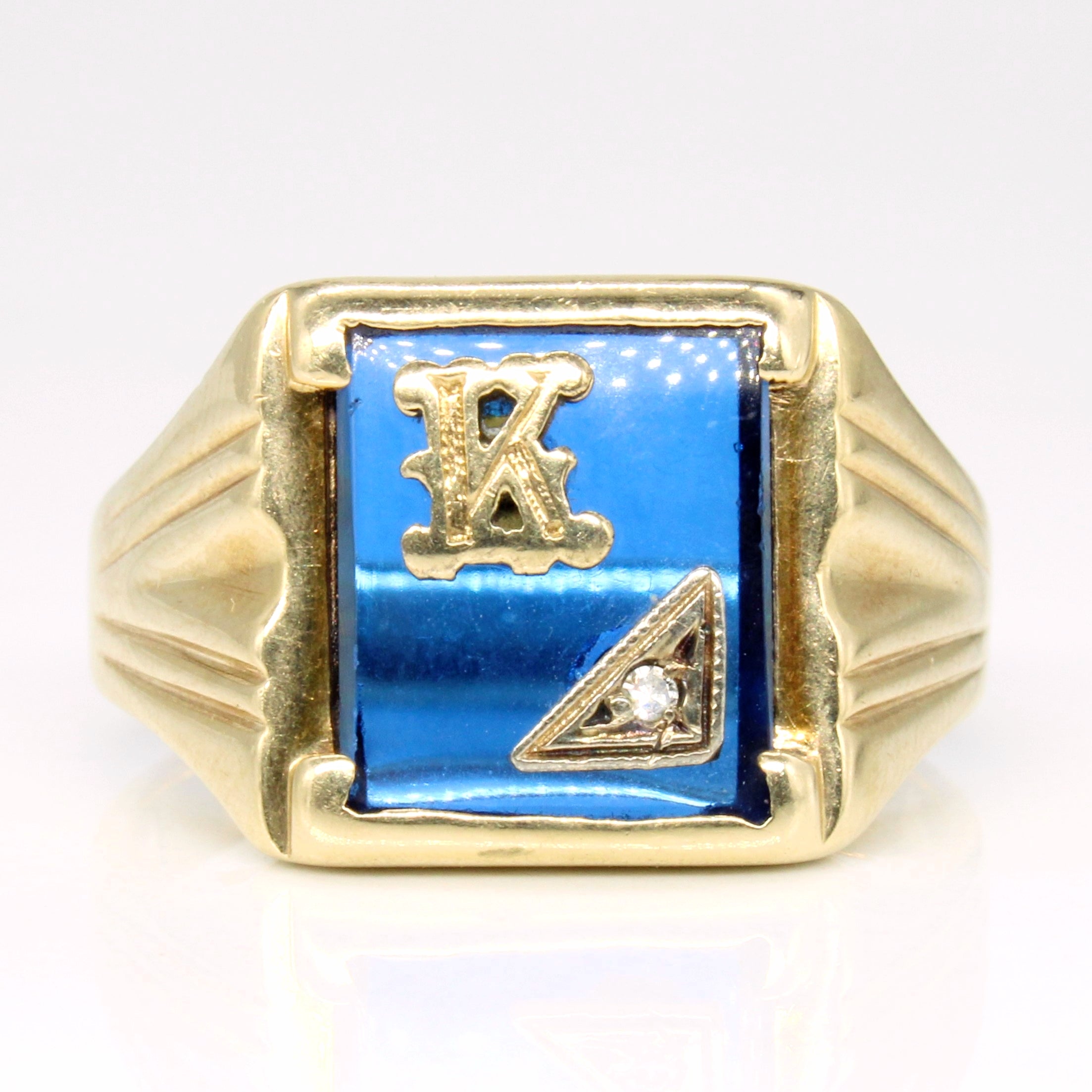 Bague initiale « K » en spinelle synthétique et diamant | 3,00 ct, 0,01 ct | Taille 10 | 