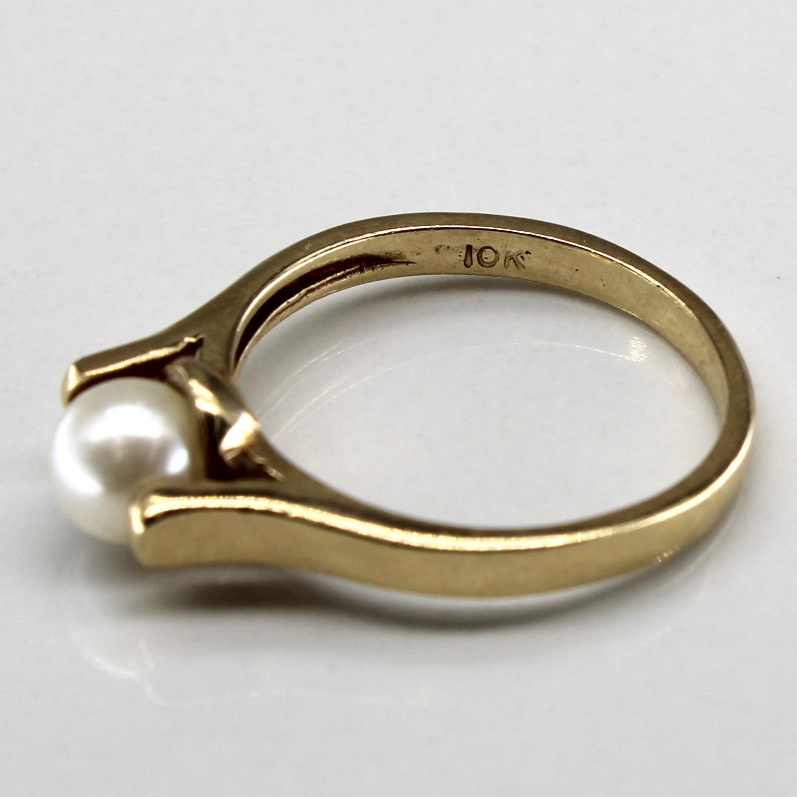 Tension Set Pearl Ring | SZ 5.75 |
