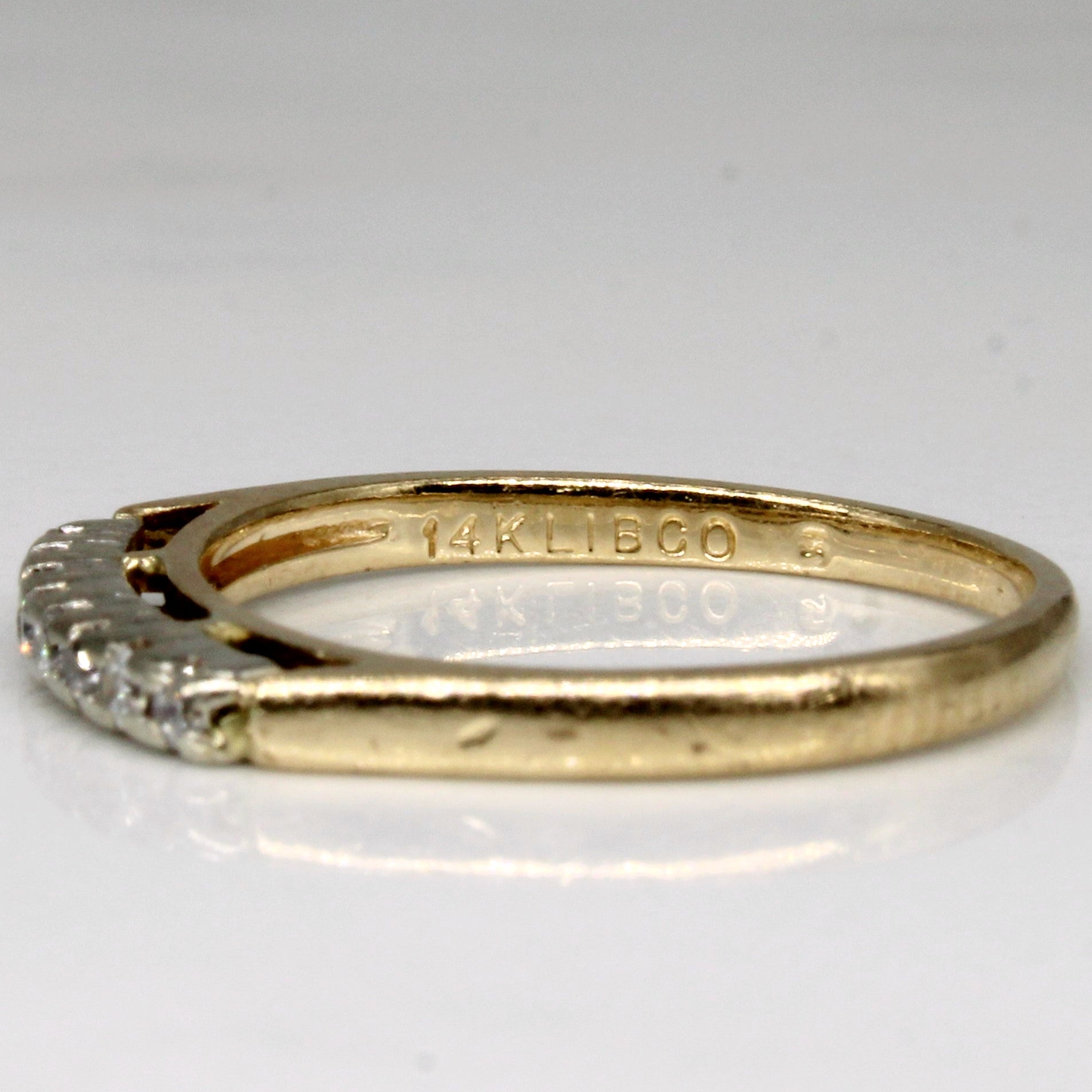 Eight Stone Diamond Ring | 0.08ctw | SZ 5.5 |