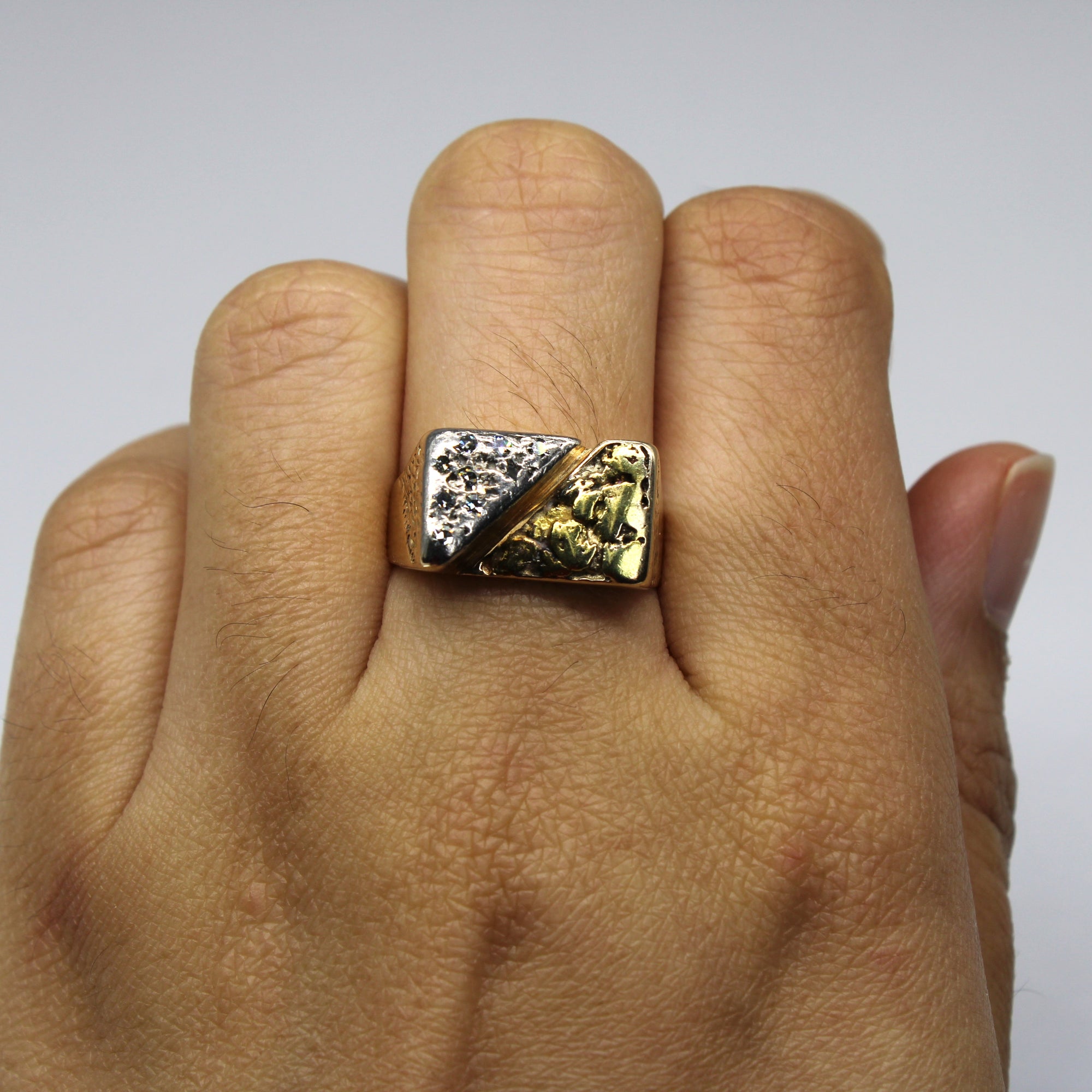 Offset Cluster Diamond Ring | 0.09ctw | SZ 7.5 |