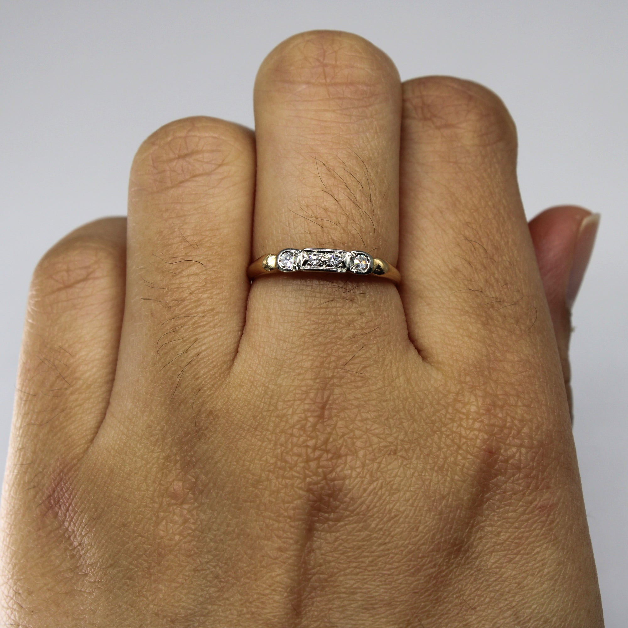 Diamond Vintage Ring | 0.08ctw | SZ 6.5 |