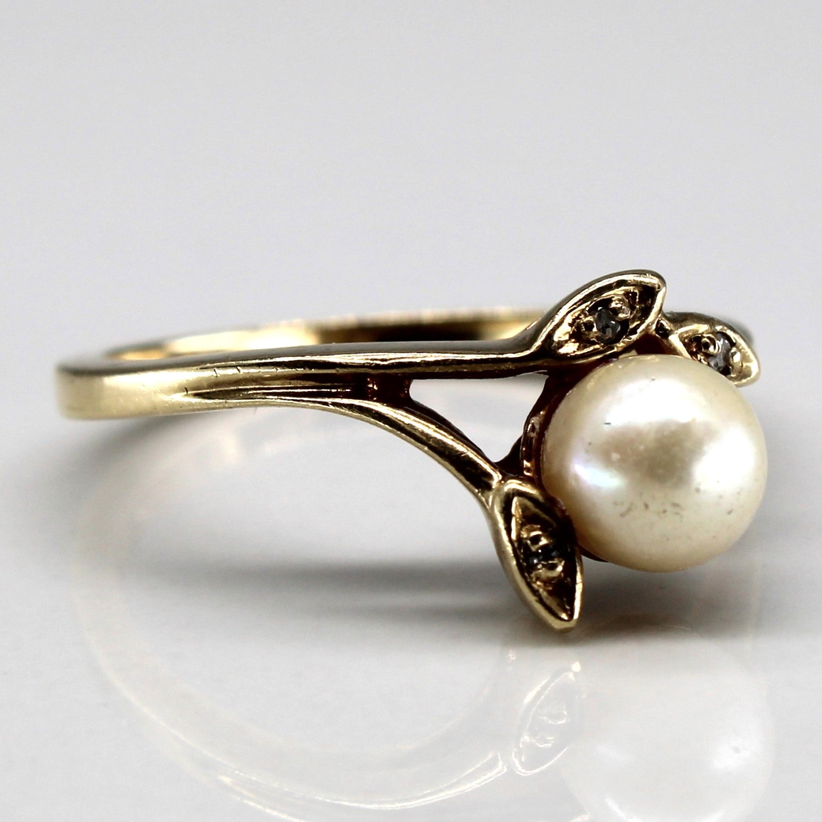 Bypass Pearl & Diamond Ring | 0.02ctw | SZ 5.75 |
