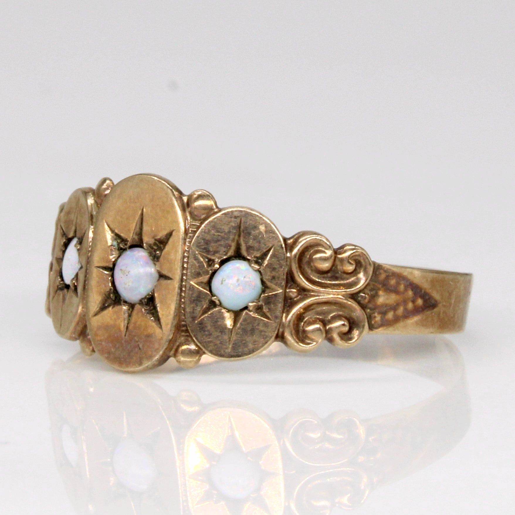Antique 8k Signet Starbust Opal Ring | 0.10ctw | SZ 8 |