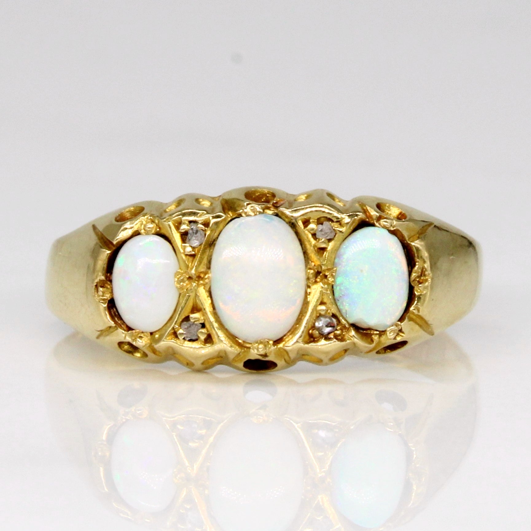 1902 Birmingham Hallmarked Victoria Opal Ring | 0.40ctw | SZ 7.25 |