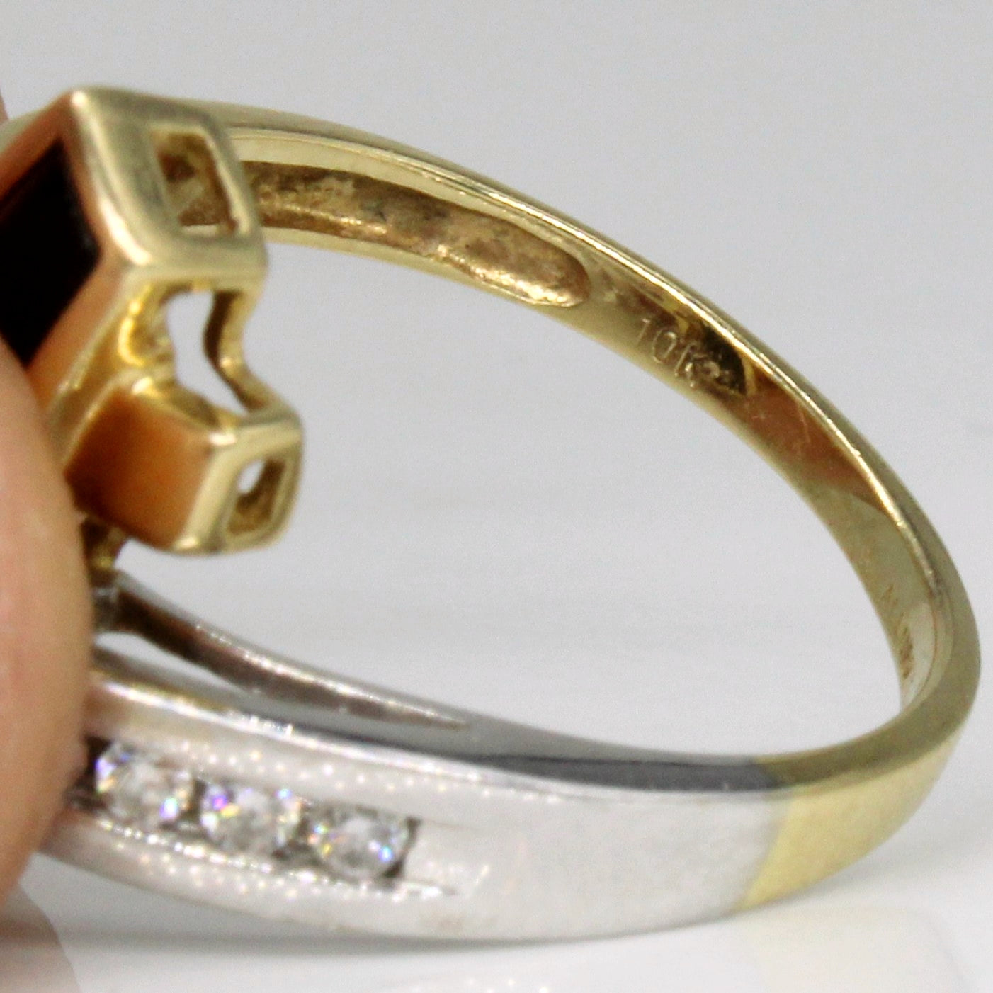 Onyx & Diamond Cocktail Ring | 1.00ct, 0.10ctw | SZ 6.5 |