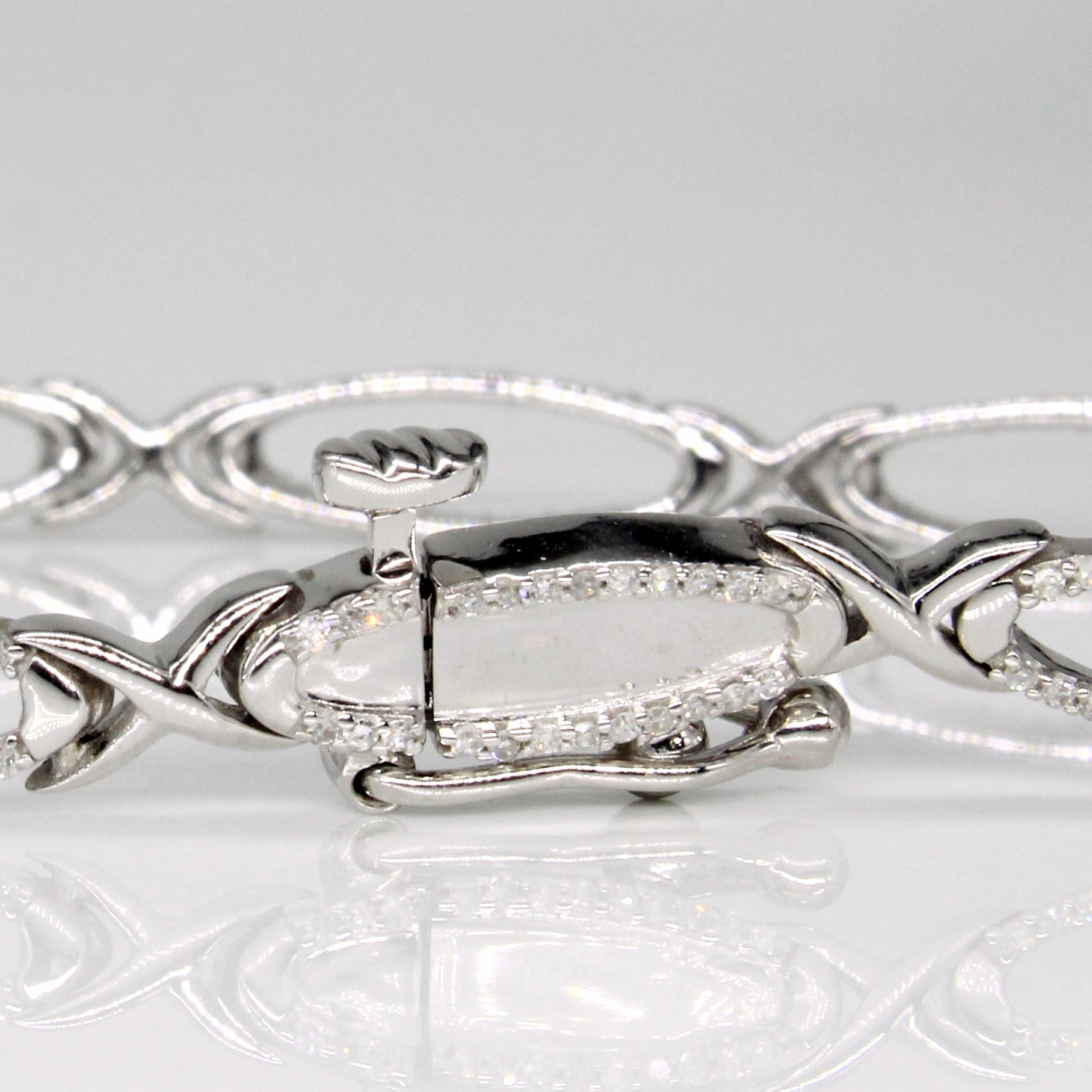 Diamond Oval Link Bracelet | 0.29ctw | 7" |
