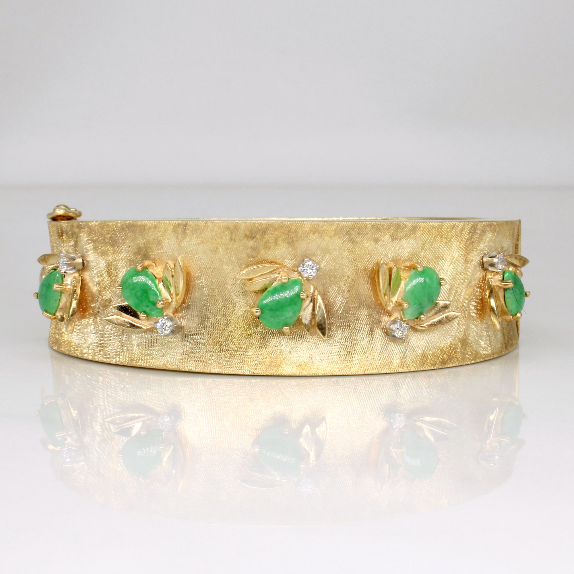 Jadeite & Diamond Bug Bracelet | 2.25ctw, 0.15ctw | 7.5