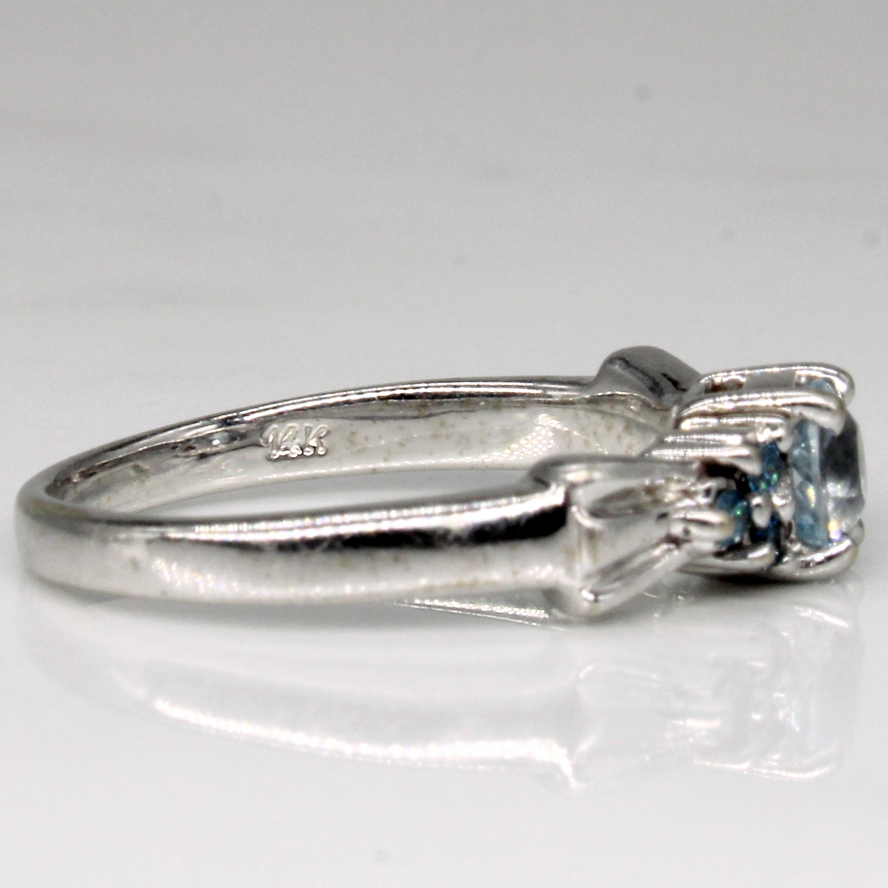 Aquamarine & Blue Diamond Ring | 0.30ct, 0.06ctw | SZ 5 |
