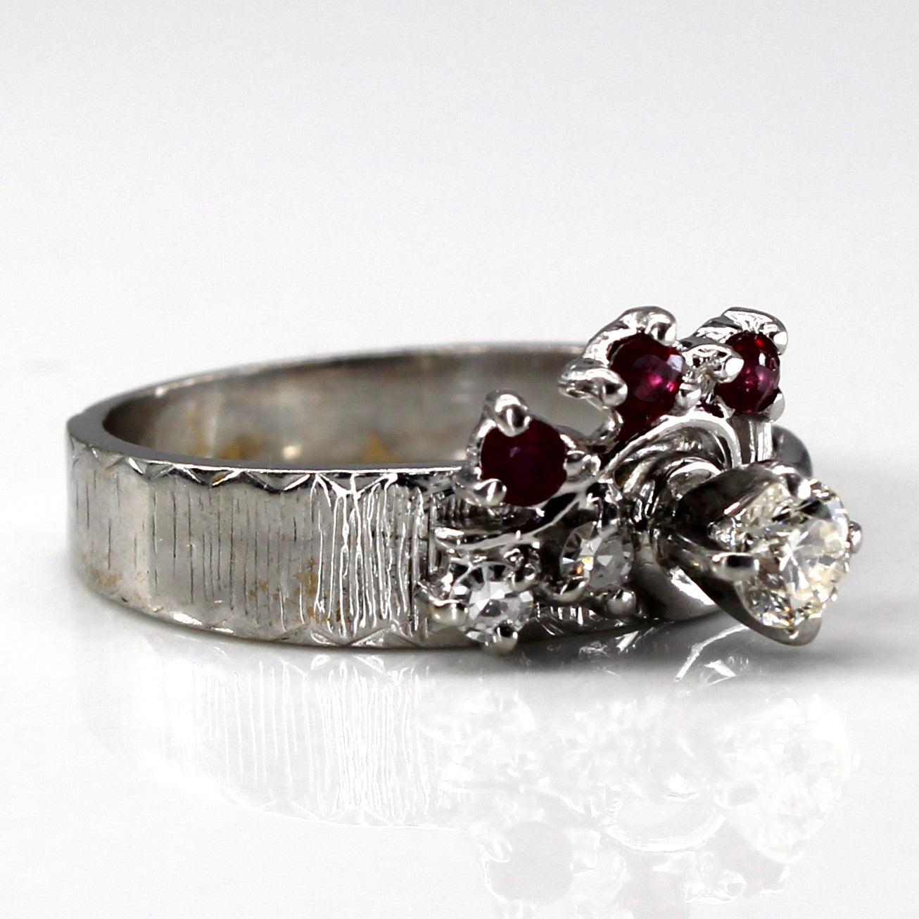 Diamond & Ruby Cocktail Ring | 0.24ctw | 0.12ctw | SZ 5.5 |