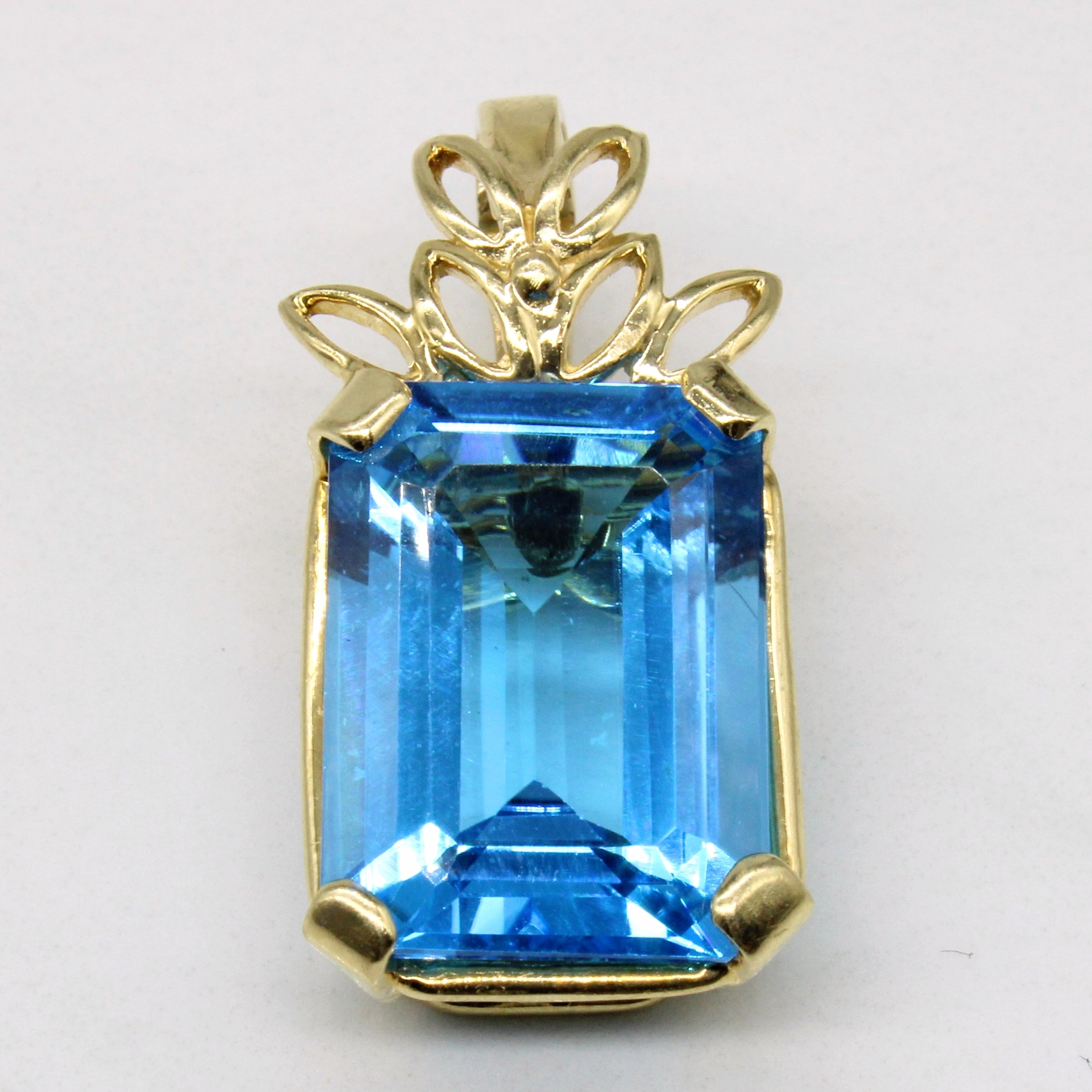 Emerald Cut Topaz Pendant | 15.65ct |