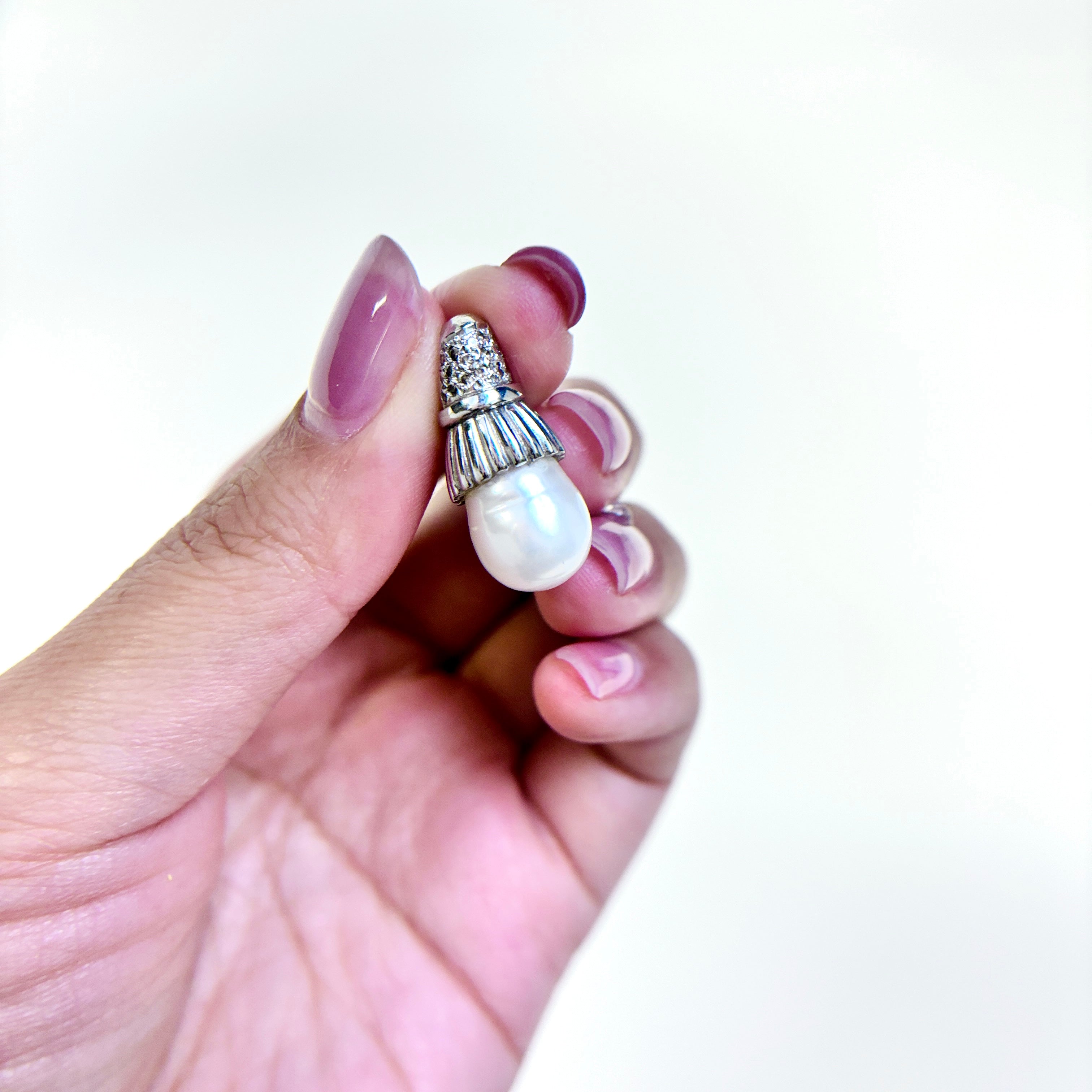 18k White Gold South Sea Pearl & Diamond Pendant | 11.00-13.00mm, 0.16ctw |