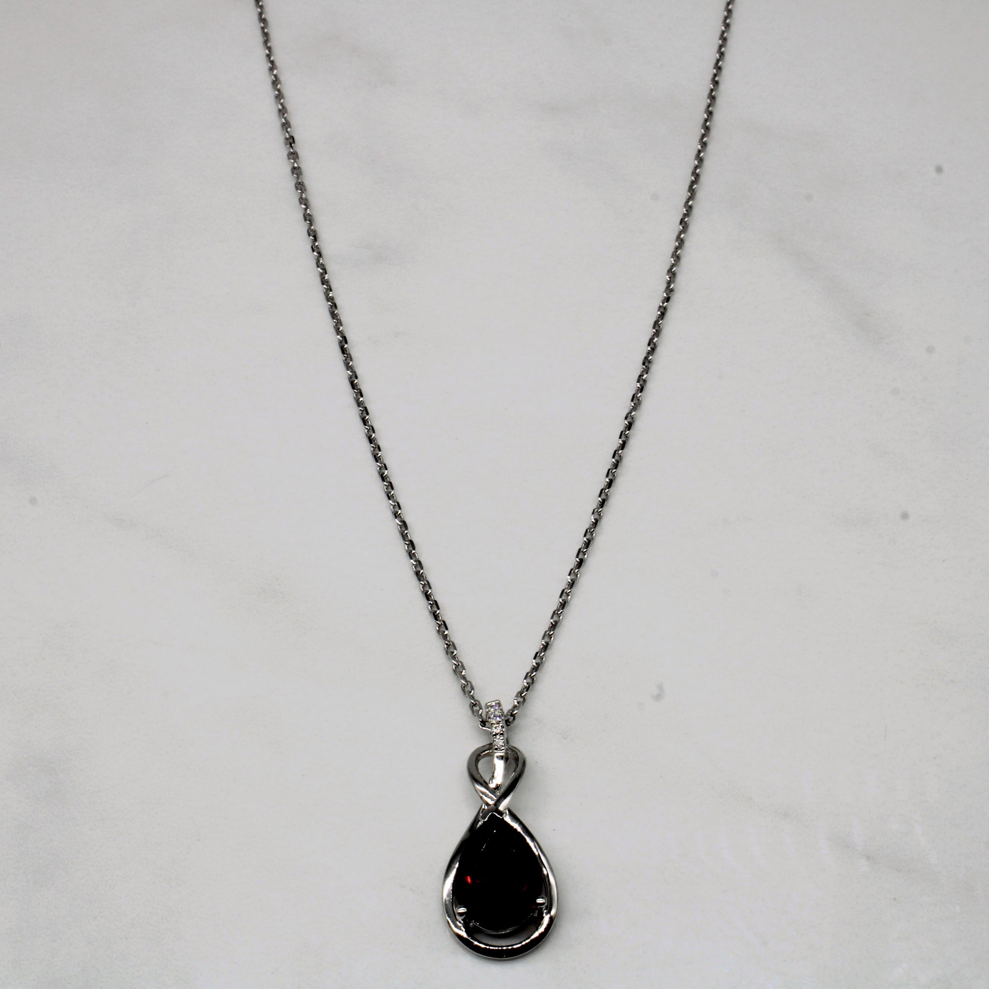 Garnet & Diamond Necklace | 3.55ct, 0.03ctw | 18