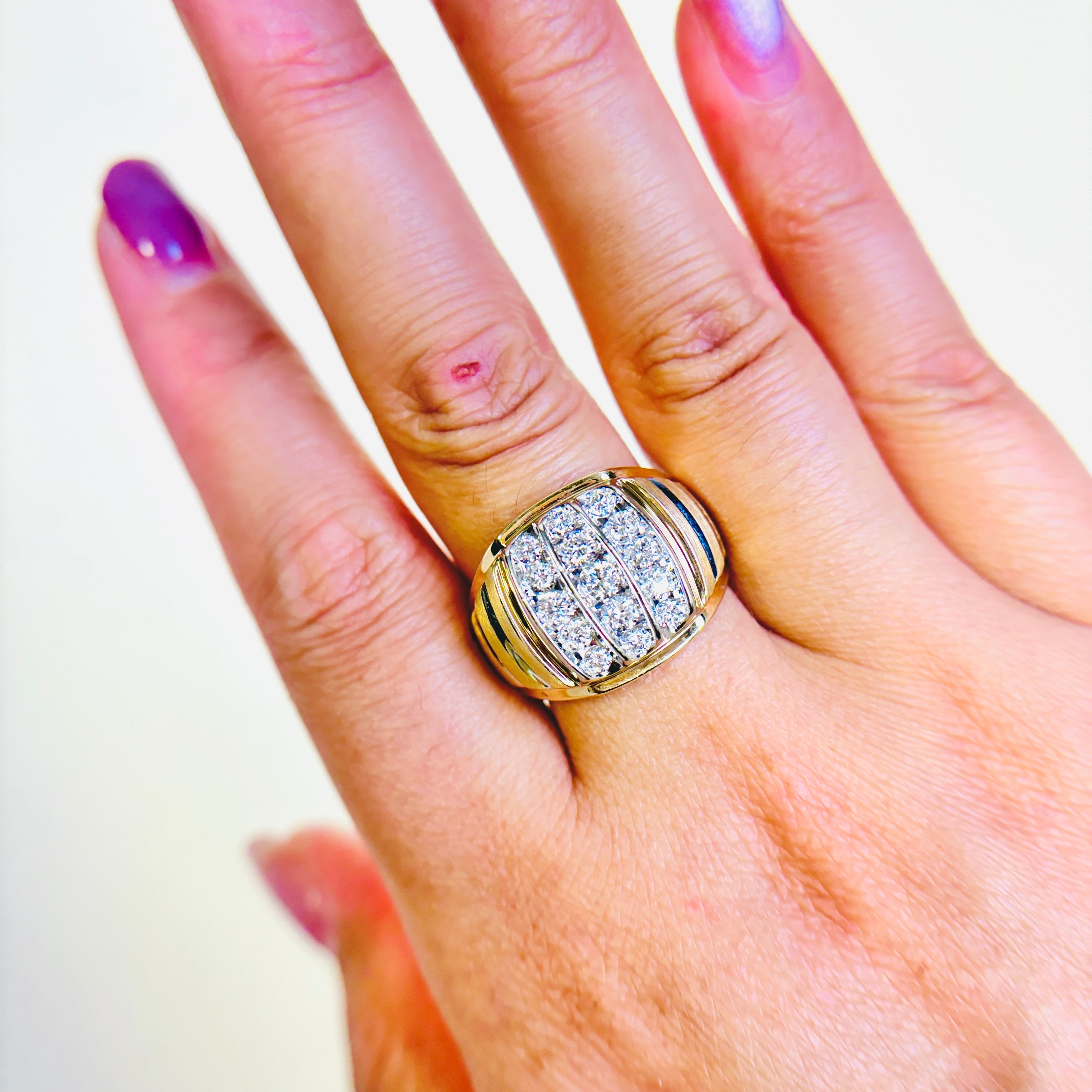 Bague en or jaune 10 carats sertie de diamants sur 5 rangs | 1,05 ct au total | Taille 10 