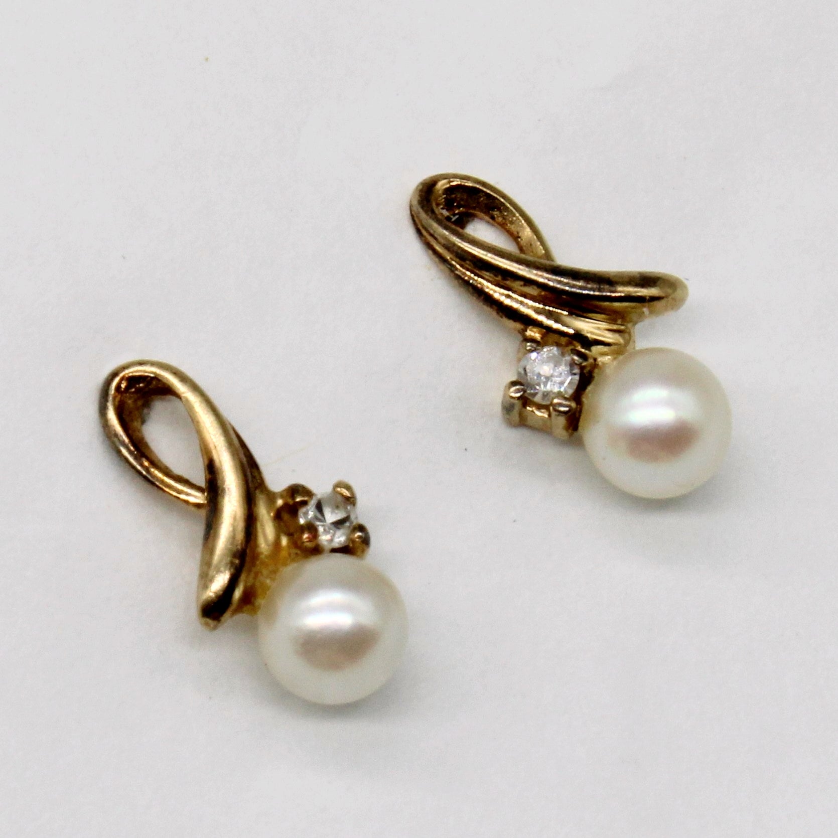 Pearl & Diamond Earrings | 0.02ctw |