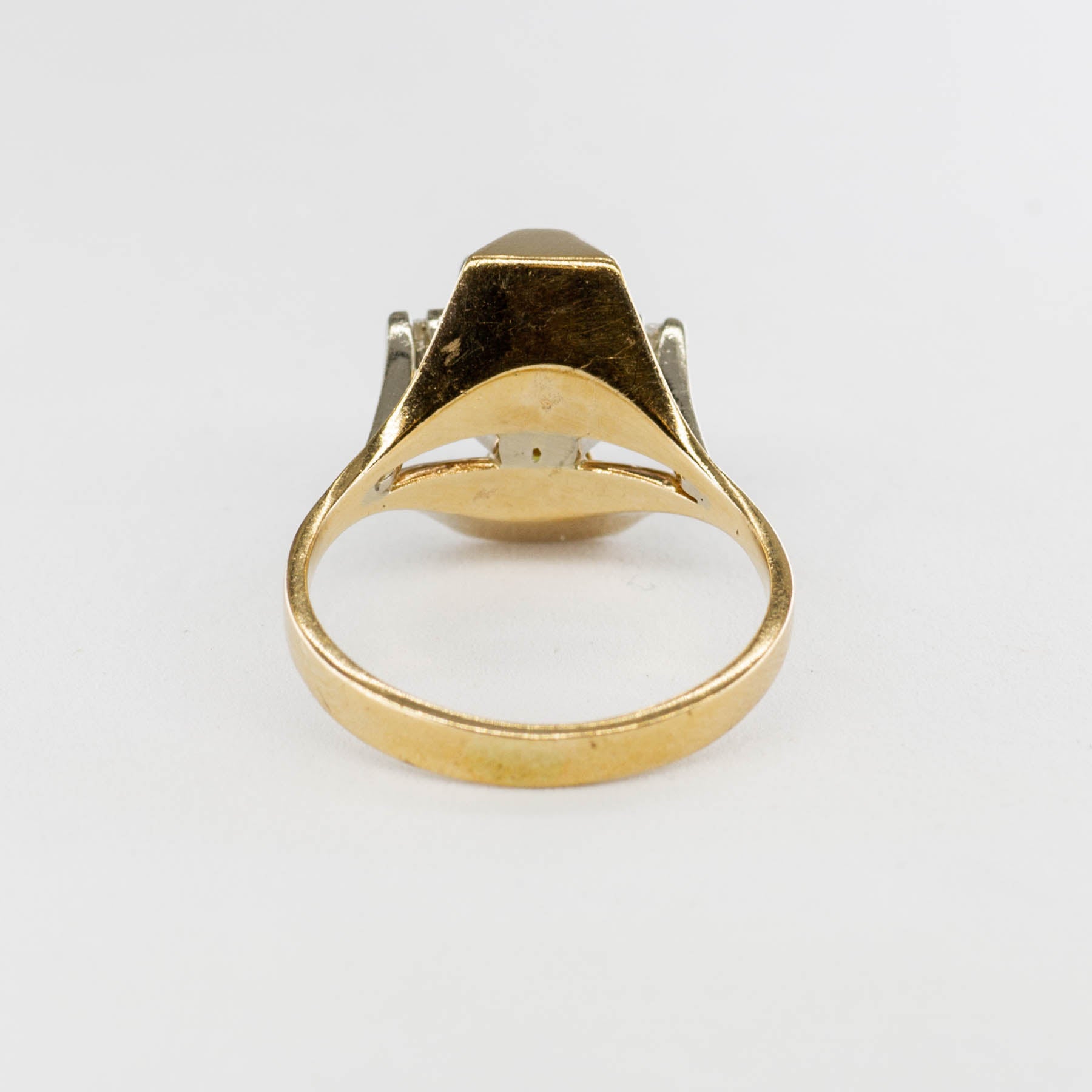 Lindy Star Sapphire & Diamond Ring | 0.05ctw, 2.60ct | SZ 6 |
