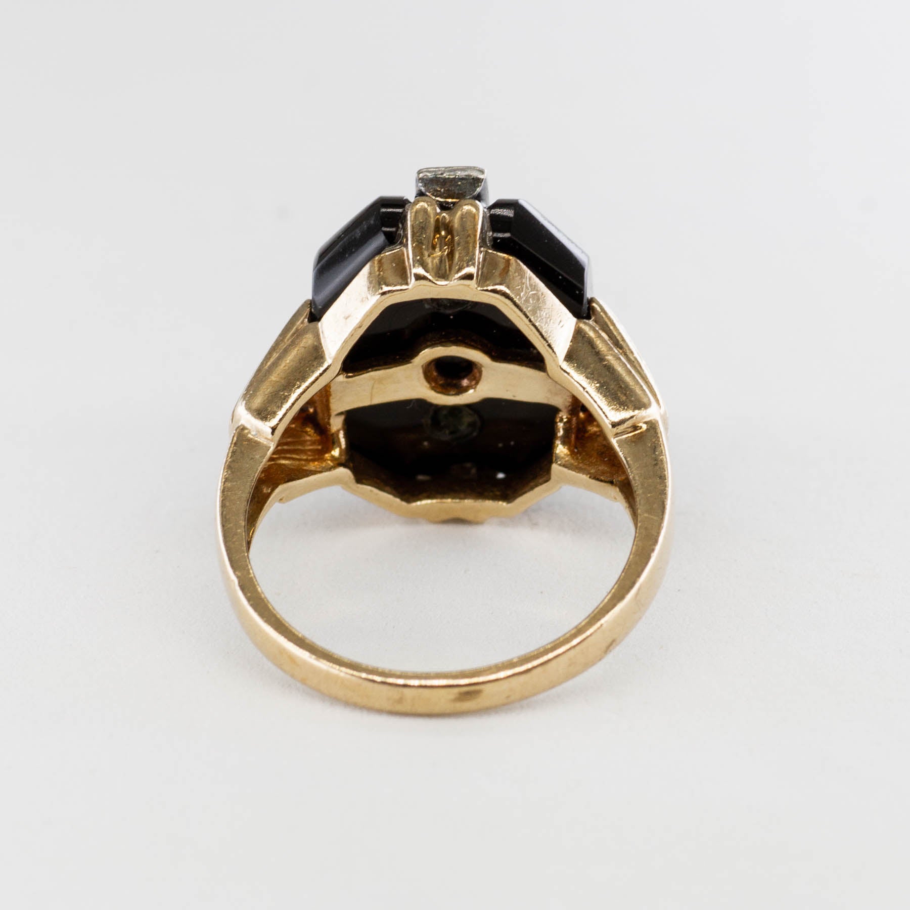 Black Onyx & Diamond Ring | 0.15ctw, 7.00 t | SZ 6.25 |